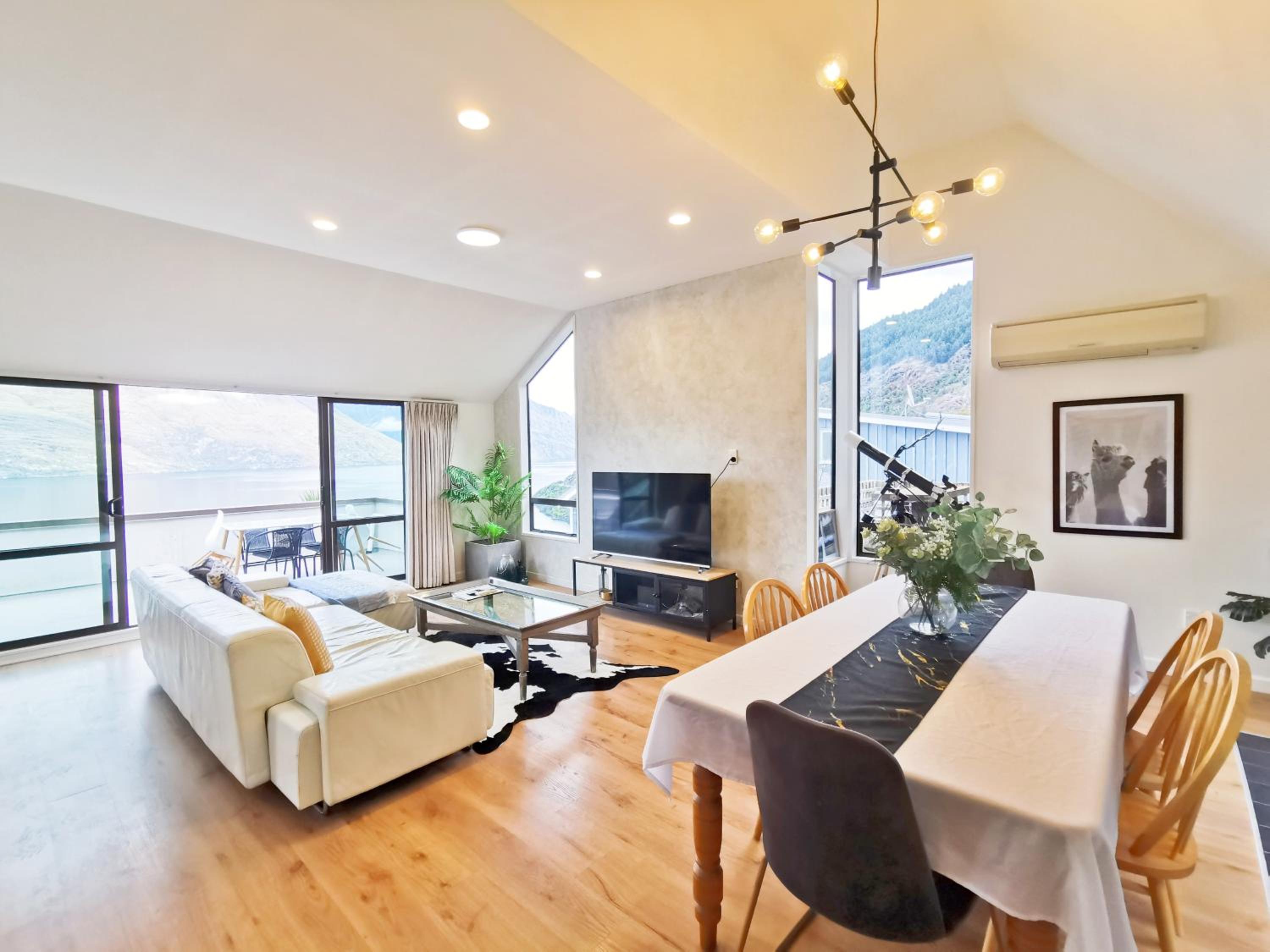 Queenstown Lakeview Holiday Home-5mins to town