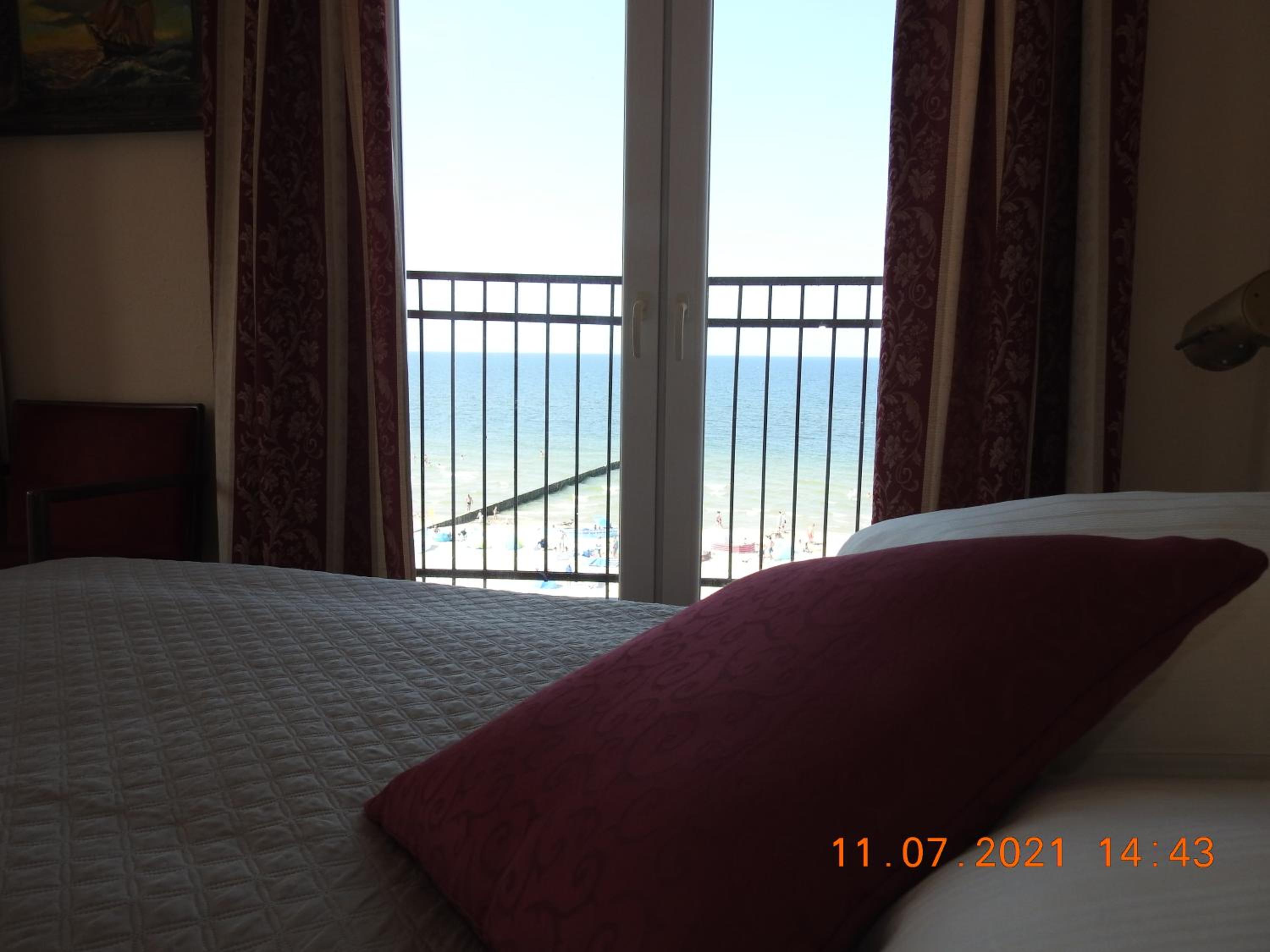 Photo 37