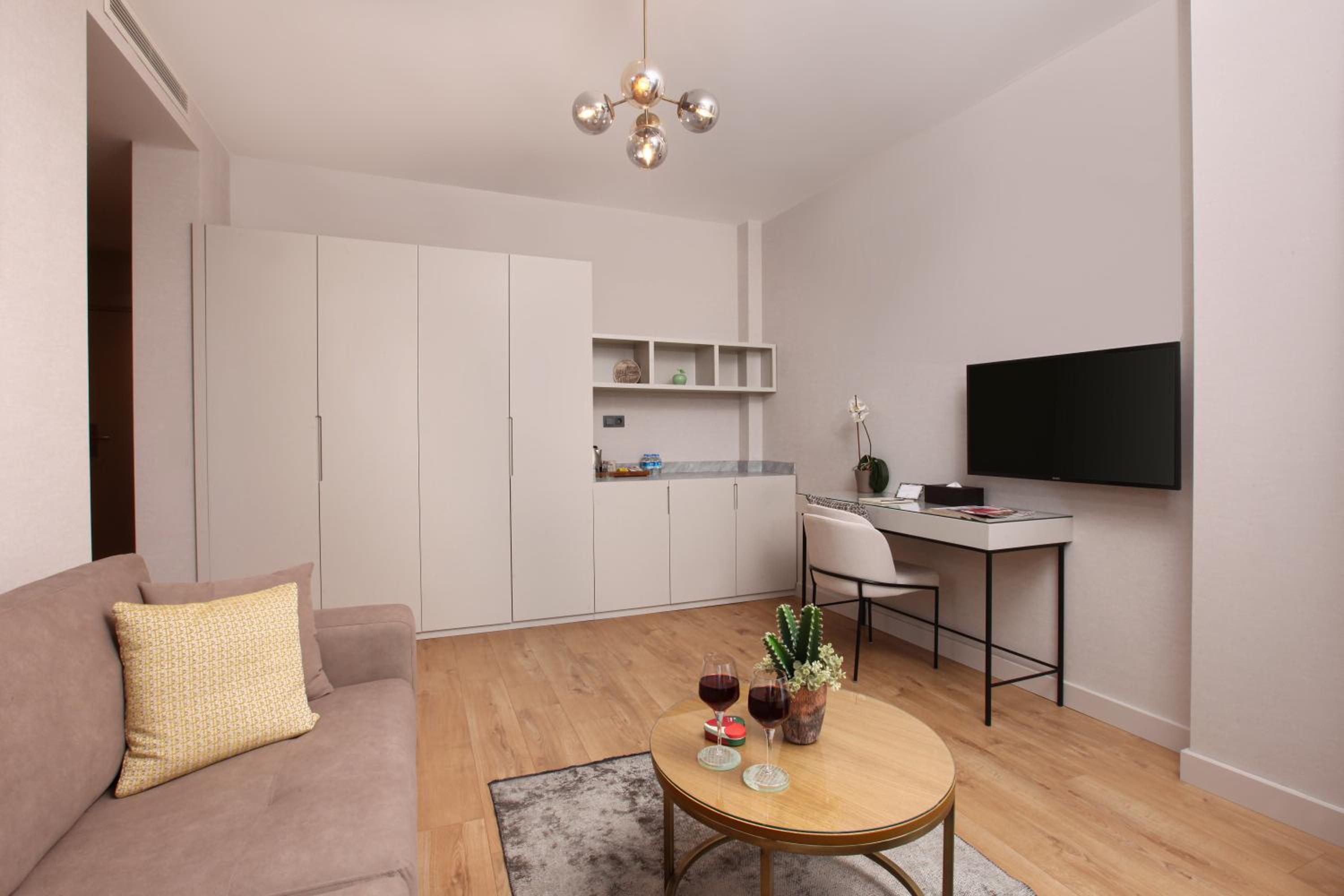 The Pearl Süitler - Image 20