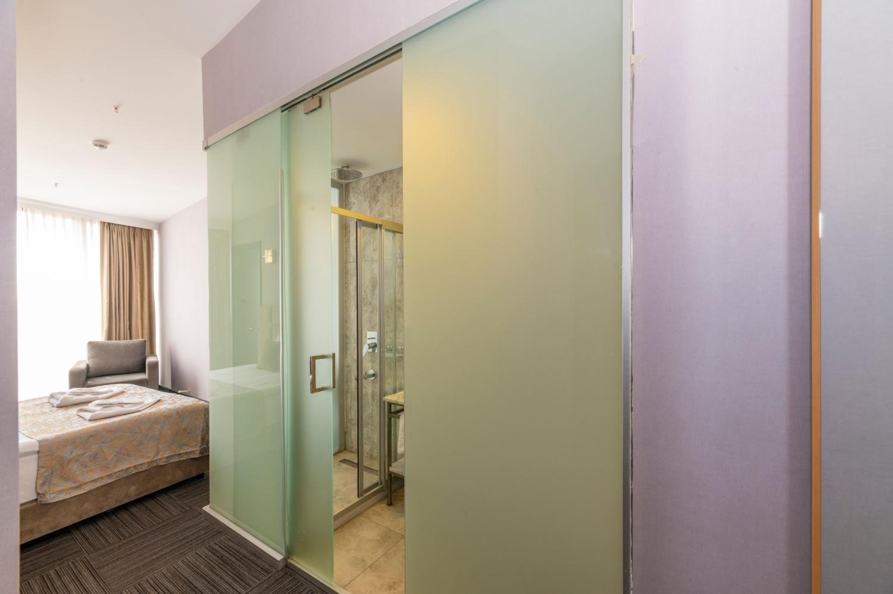 V Plus Taksim Otel - Image 13