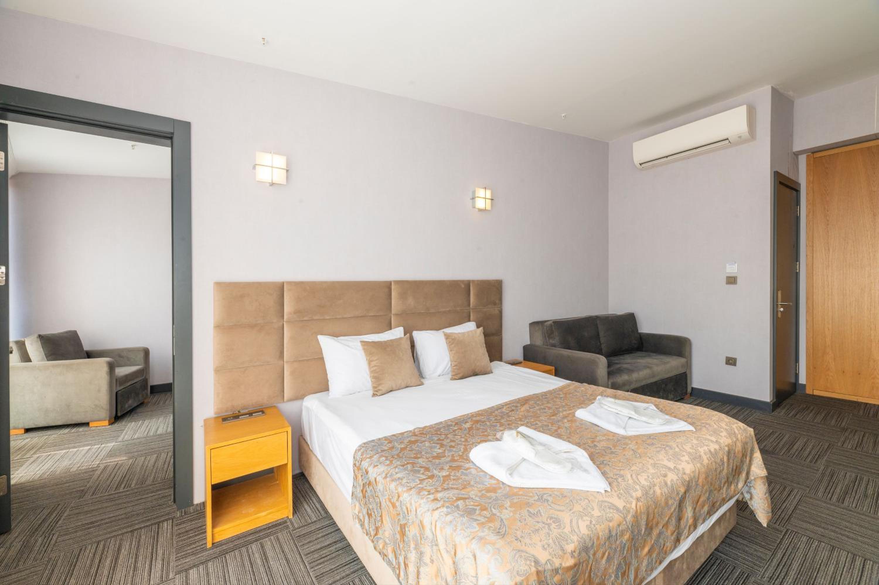 V Plus Taksim Otel - Image 10