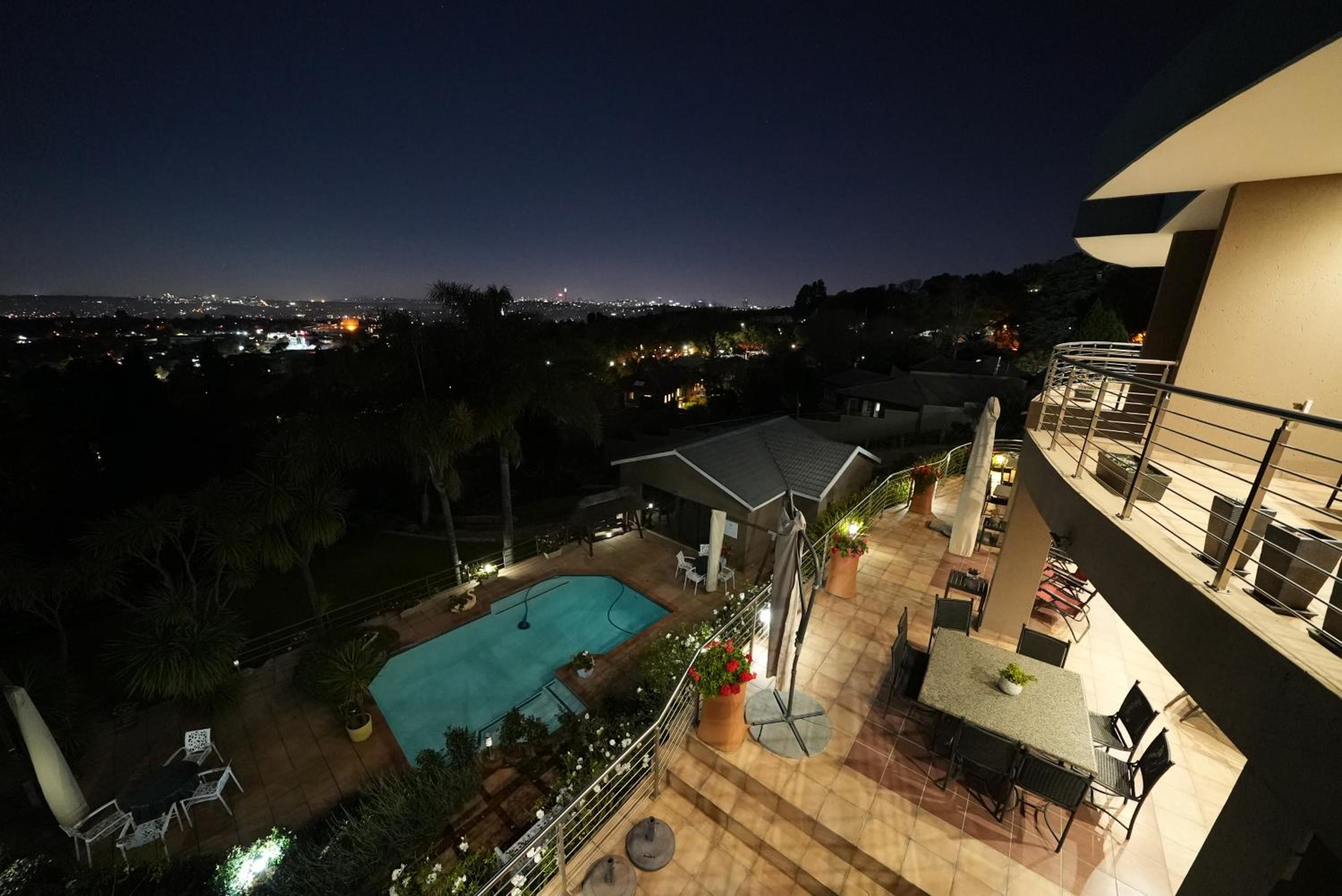 Over The Moon Guesthouse