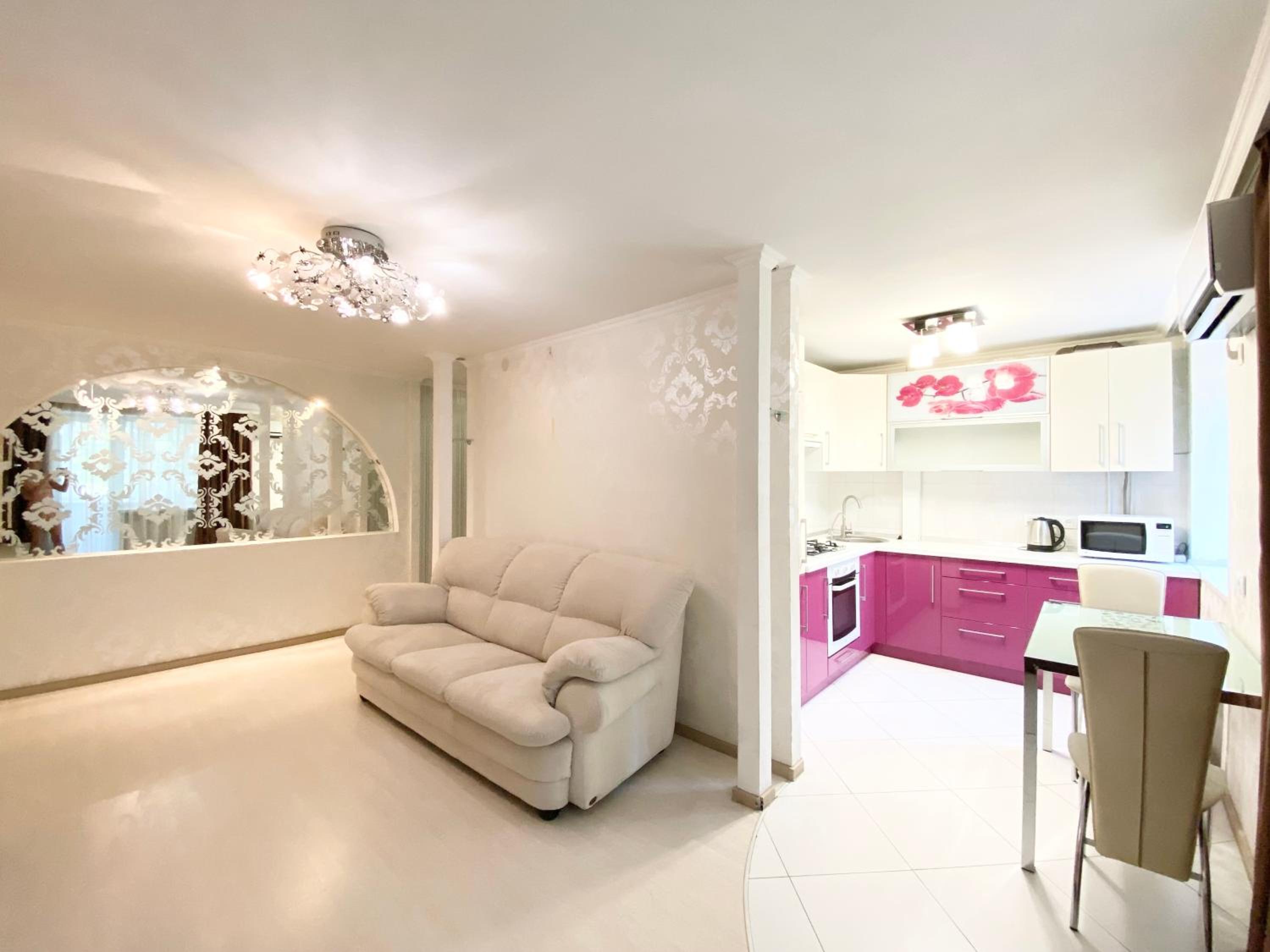 Beautiful 1-bedroom near Most City Center view 3