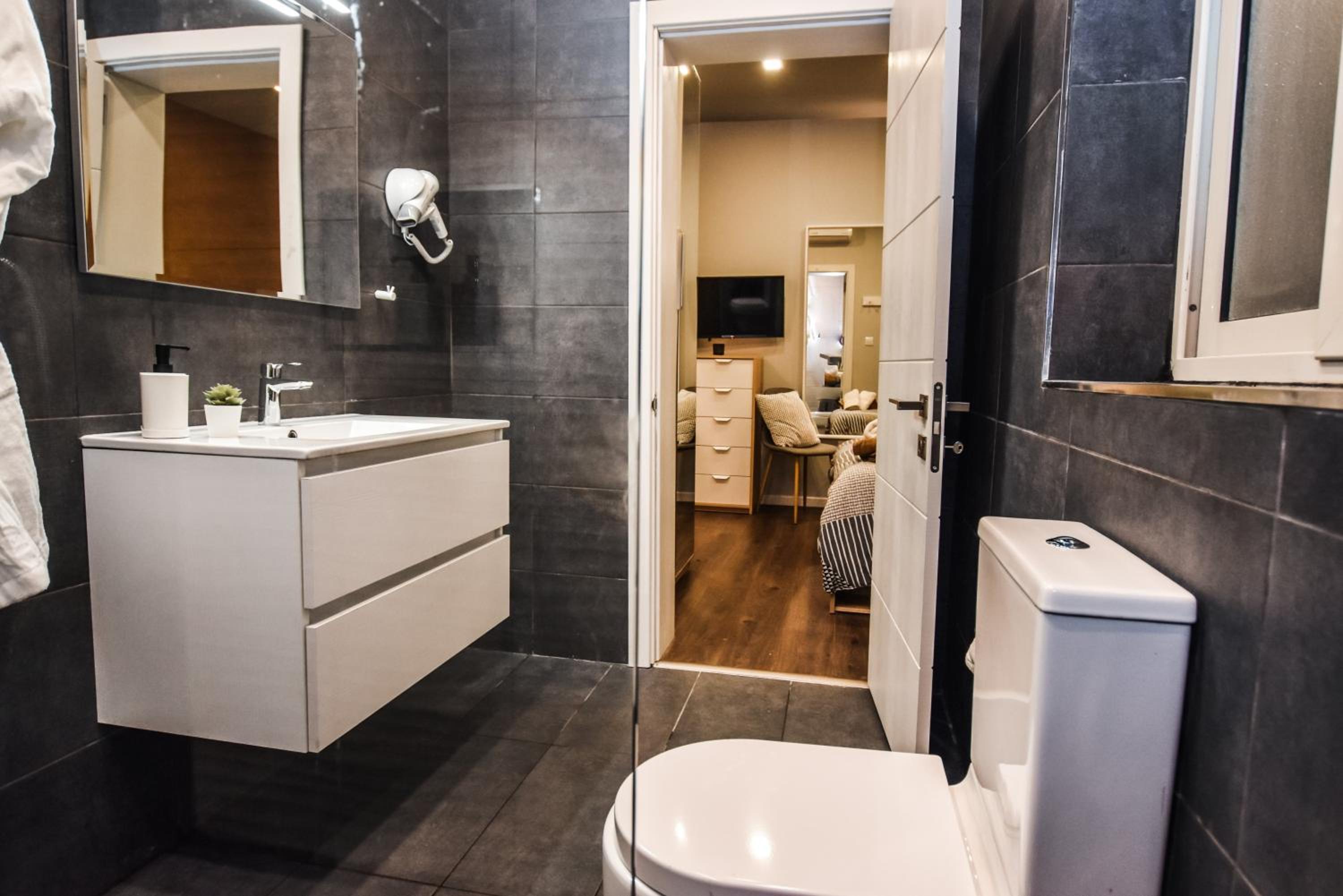 Cosy Albert's Seaside Suites (Sliema) view 5