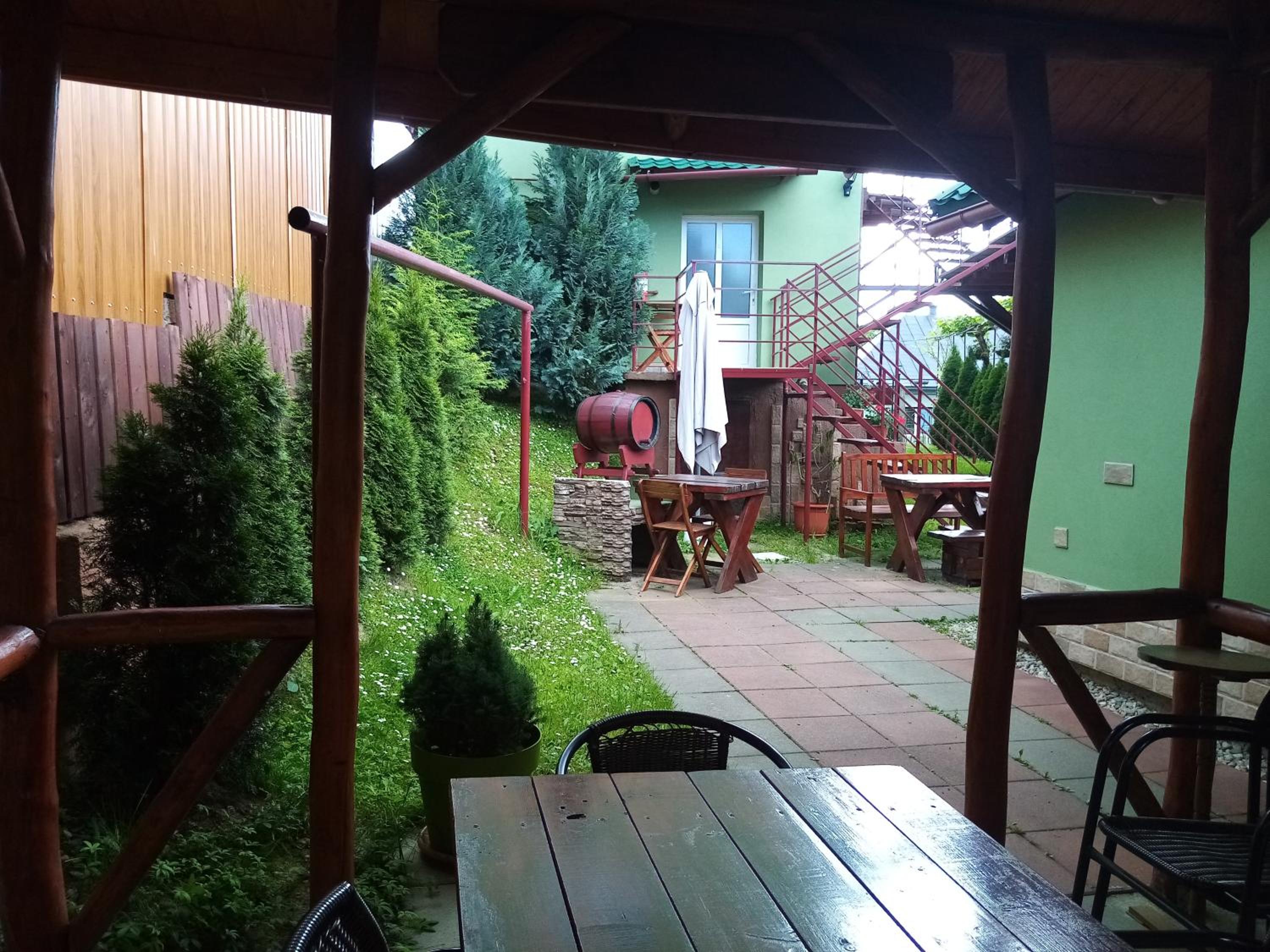 Photo 31