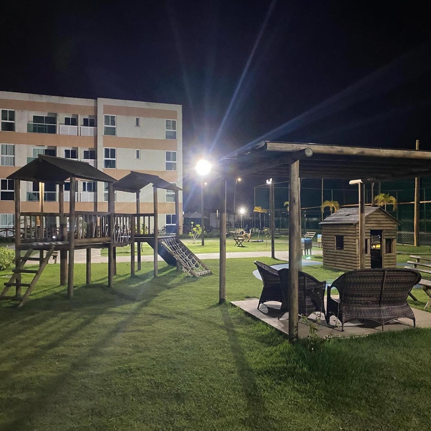 Muro Alto Condomínio Clube