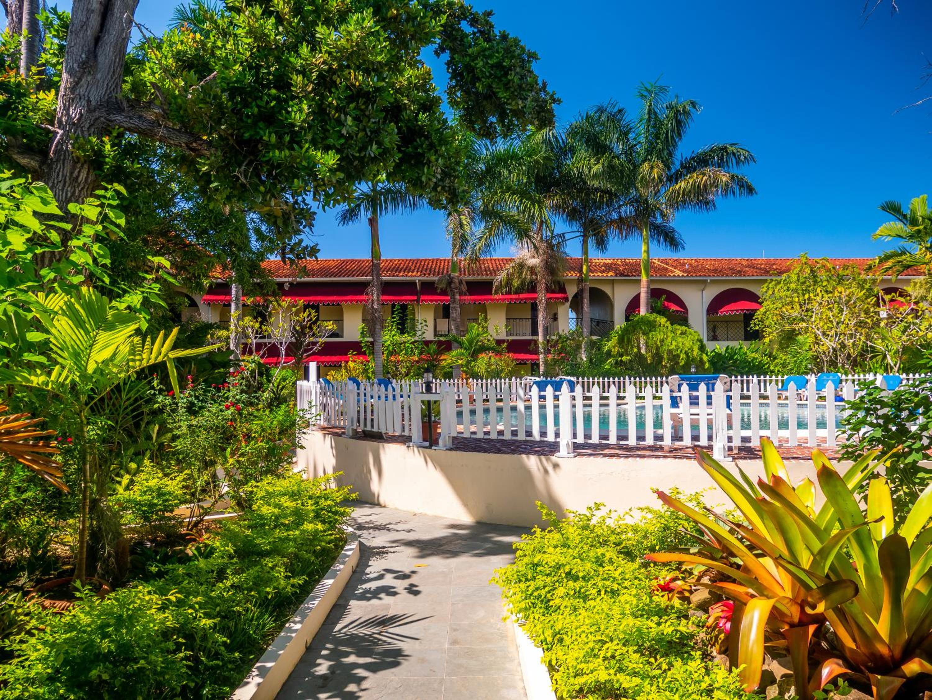 Charela Inn Hotel 47