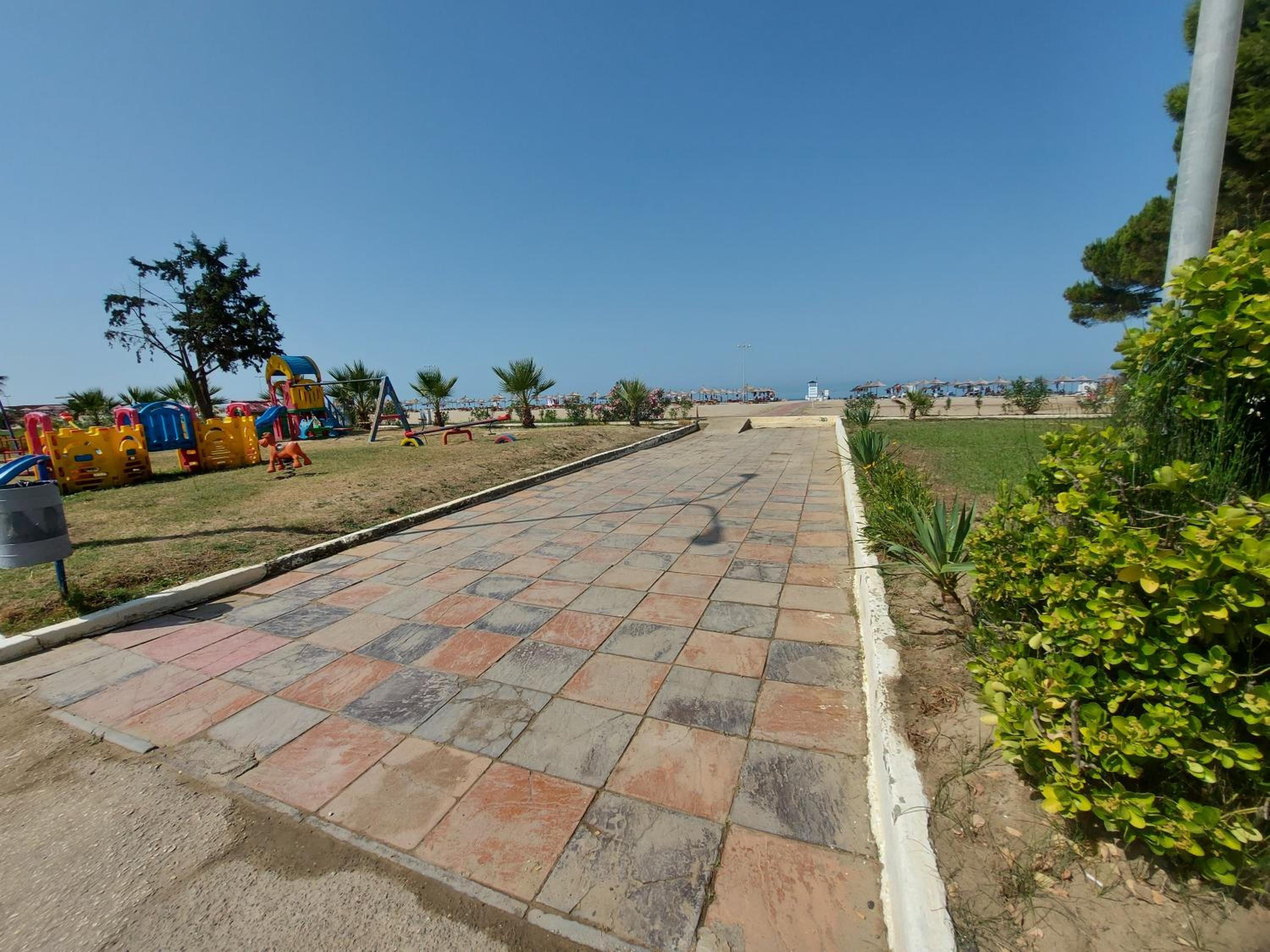 Bral Apartments