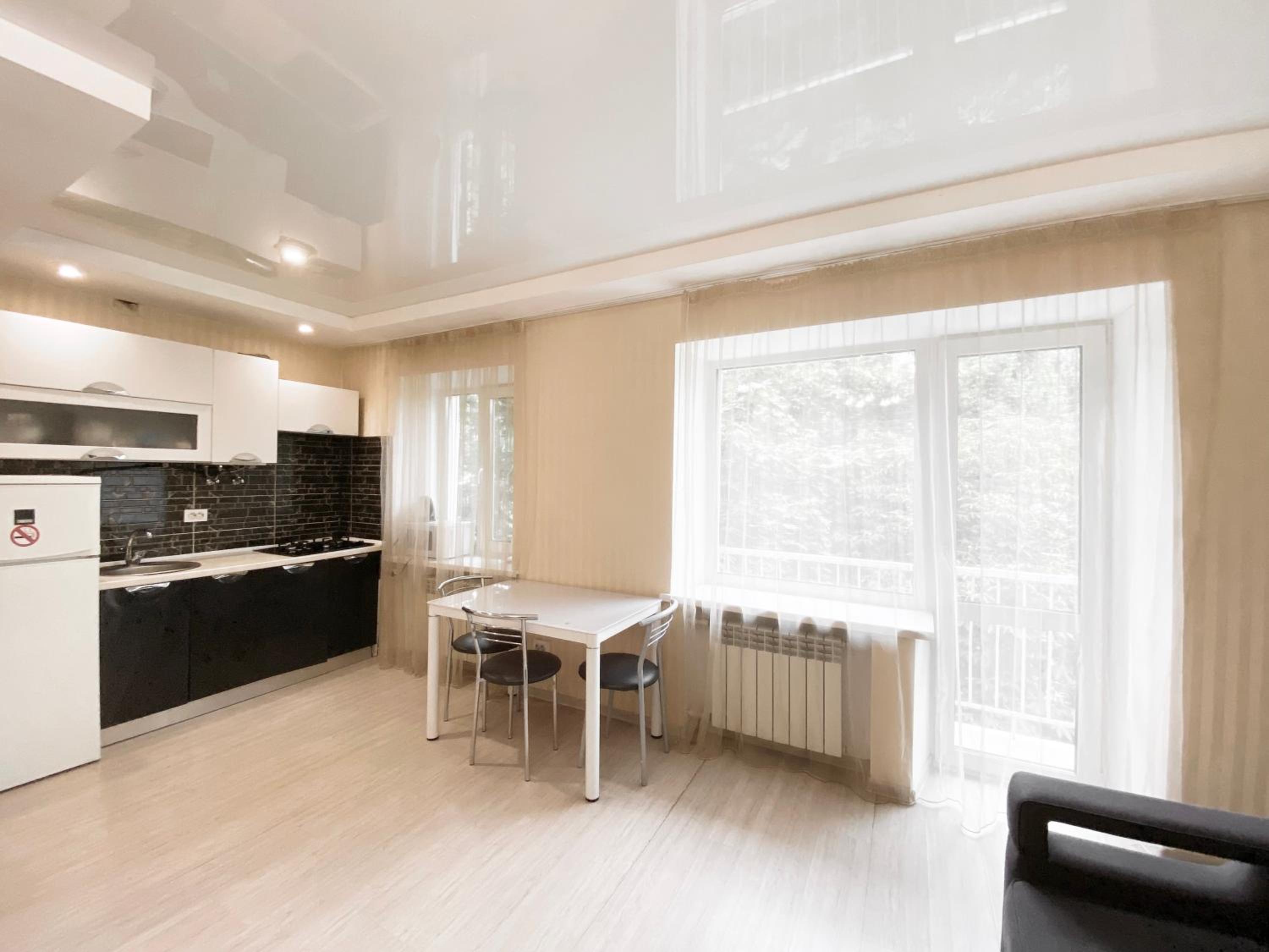 Spacious 1-bedroom near Most City Center