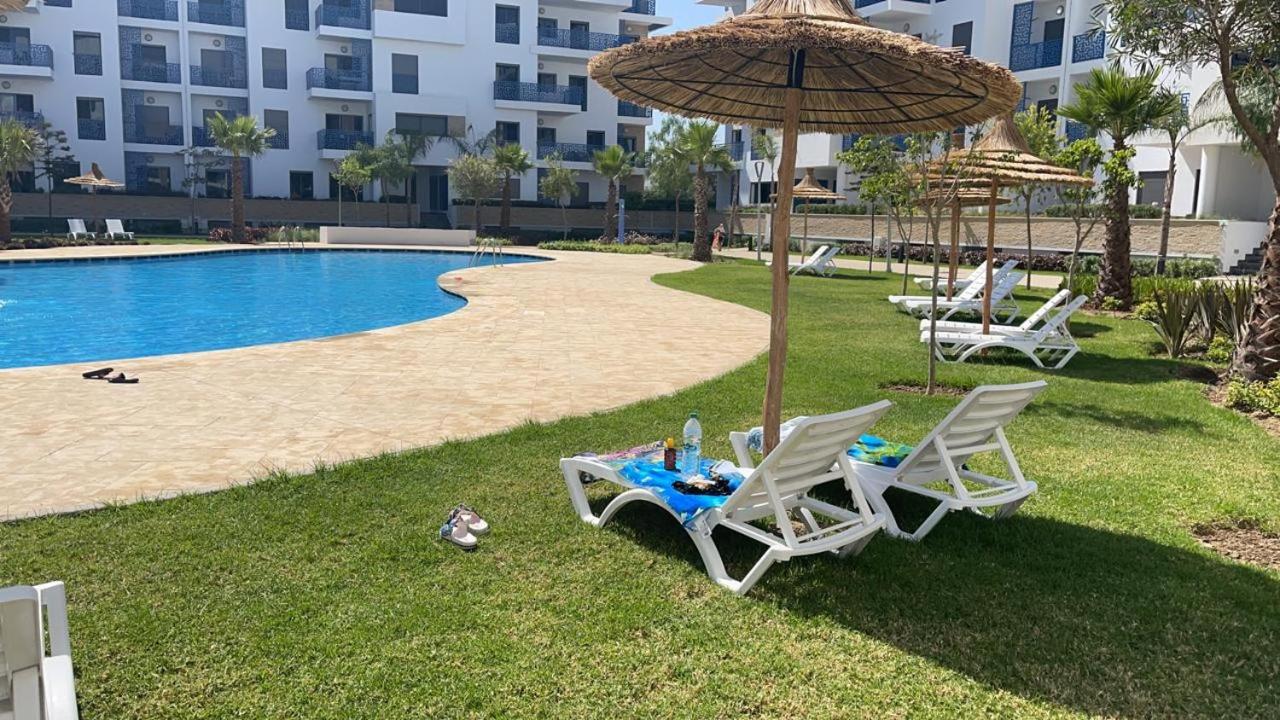 Appartement de luxe avec piscine a 5 min de la plage view 3