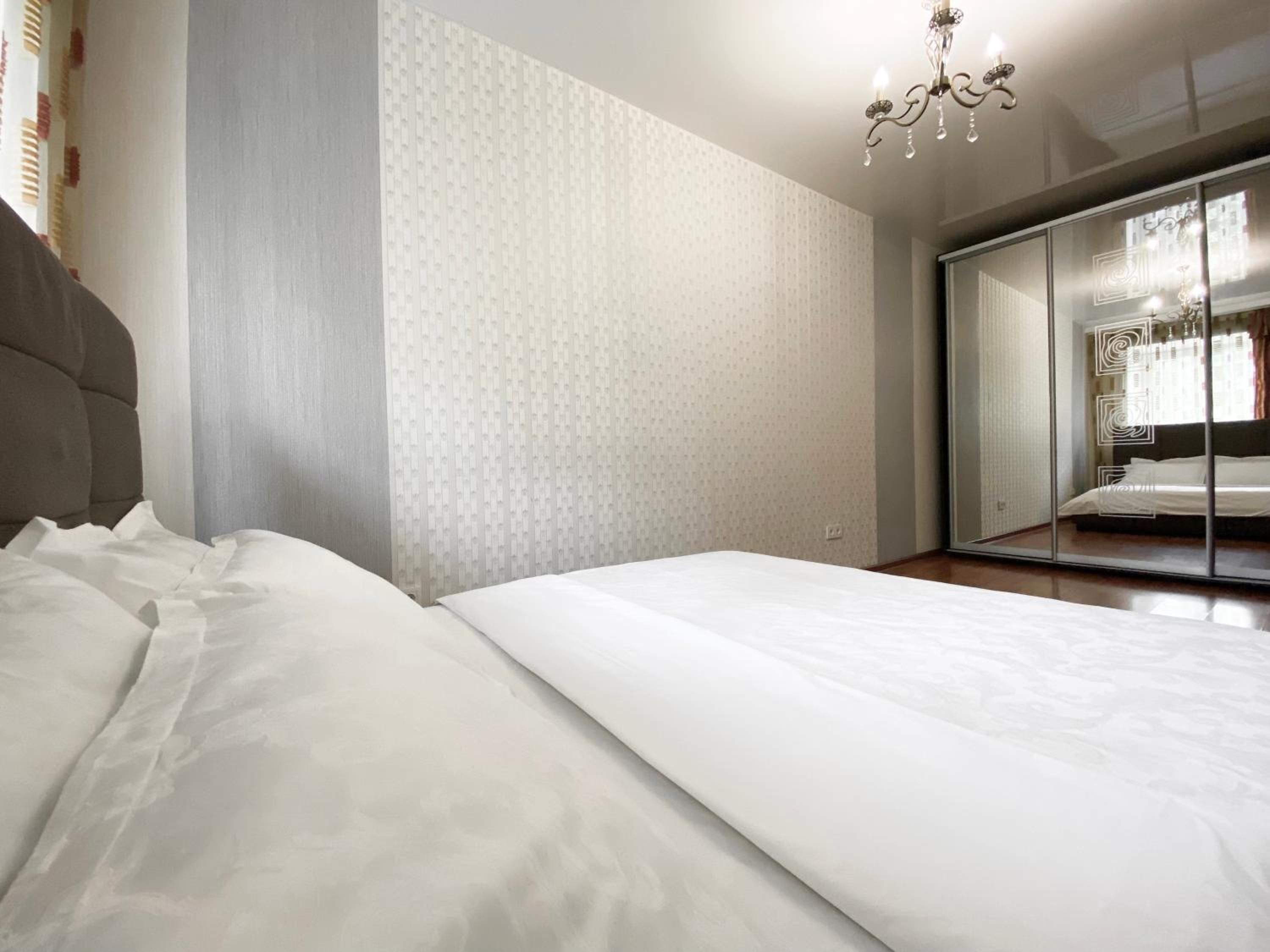 Spacious 1-bedroom near Most City Center