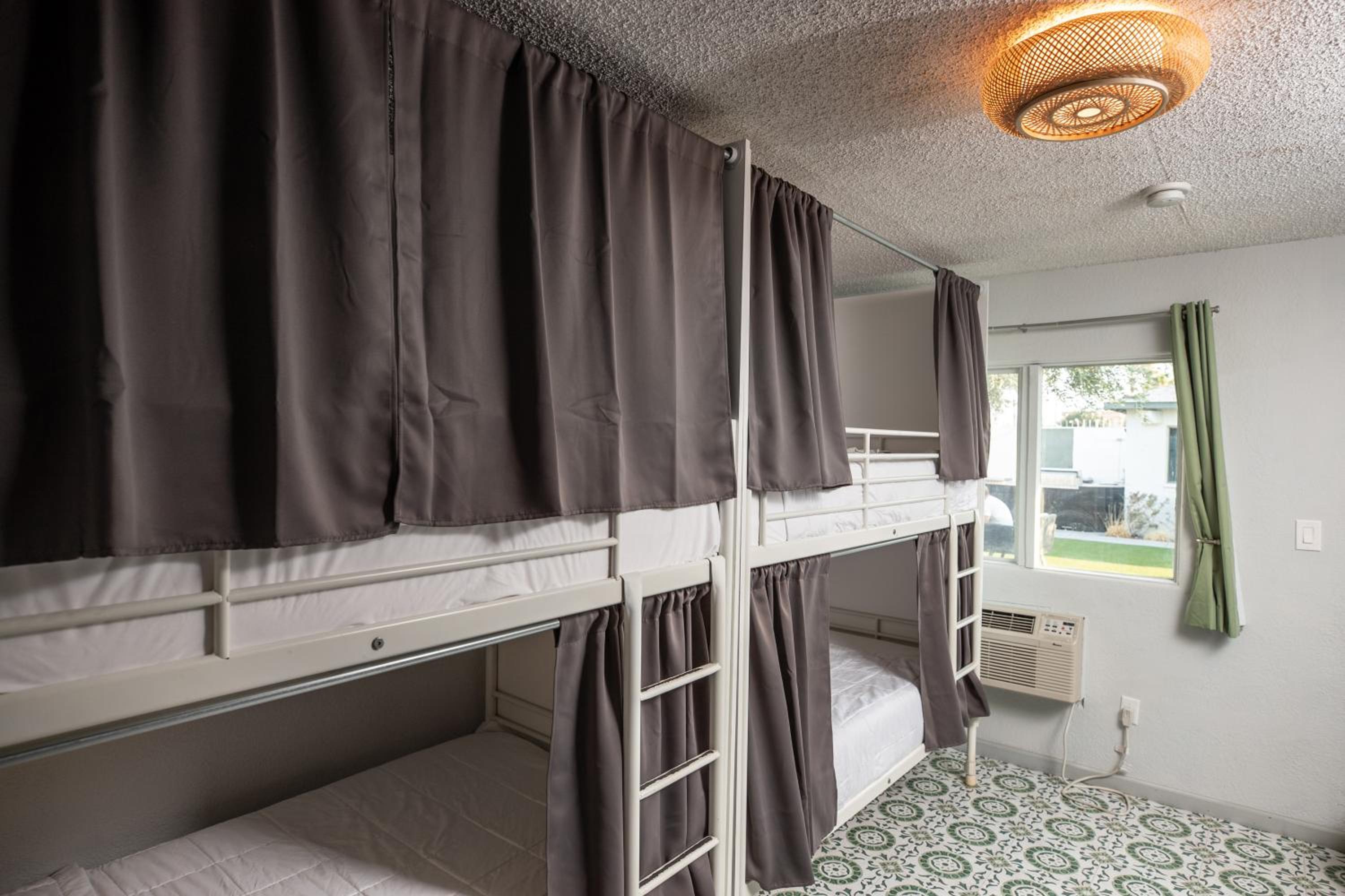 Bungalows Hostel