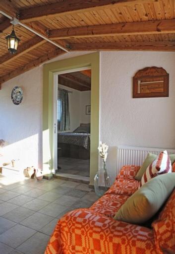 Cretan Country house