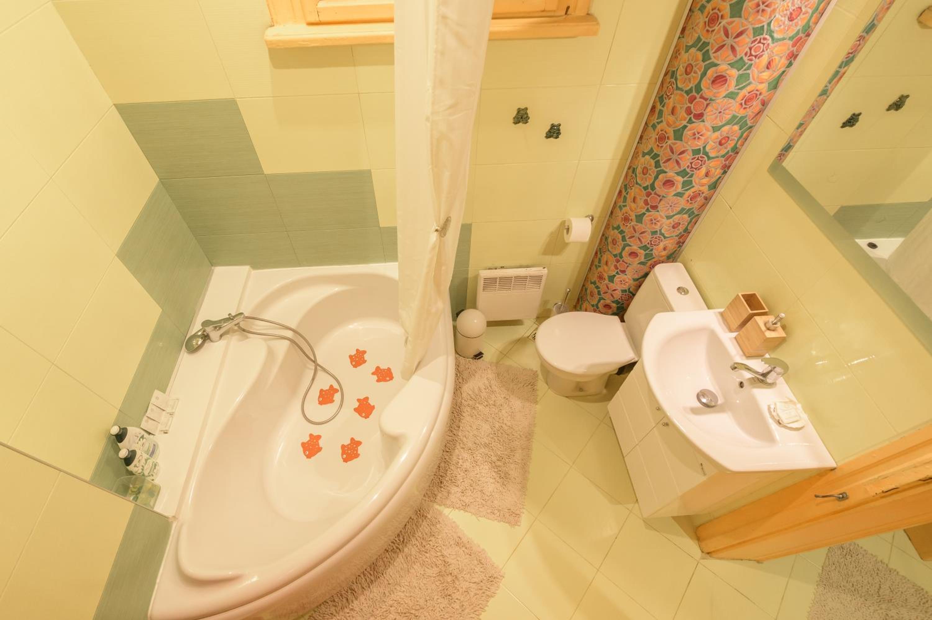 TOMOVI HOME - Three bedrooms City center