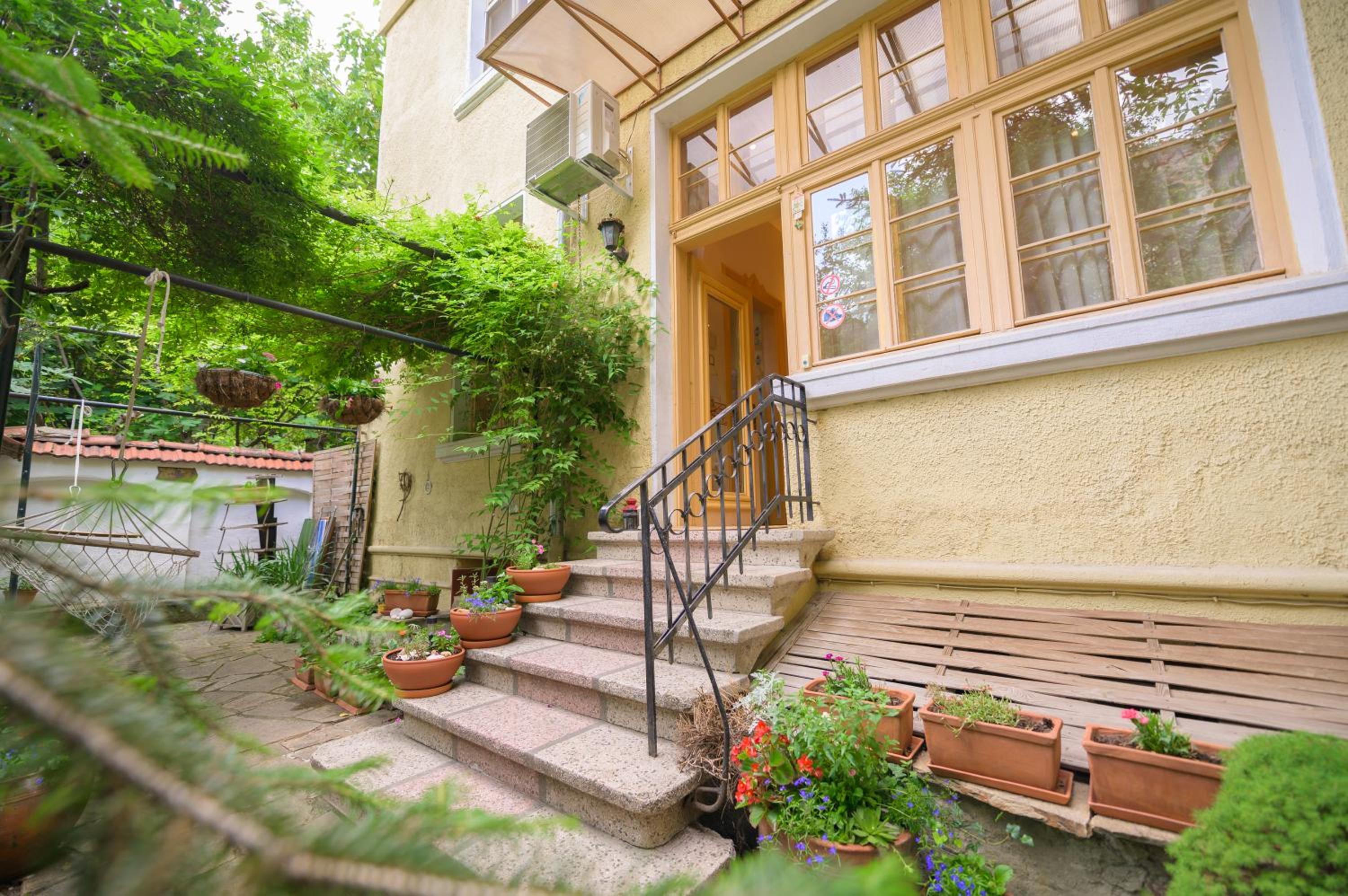 TOMOVI HOME - Three bedrooms City center