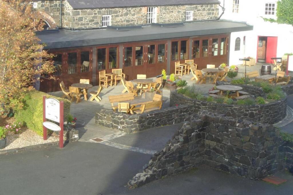 Mews Apartment, Bushmills view 4