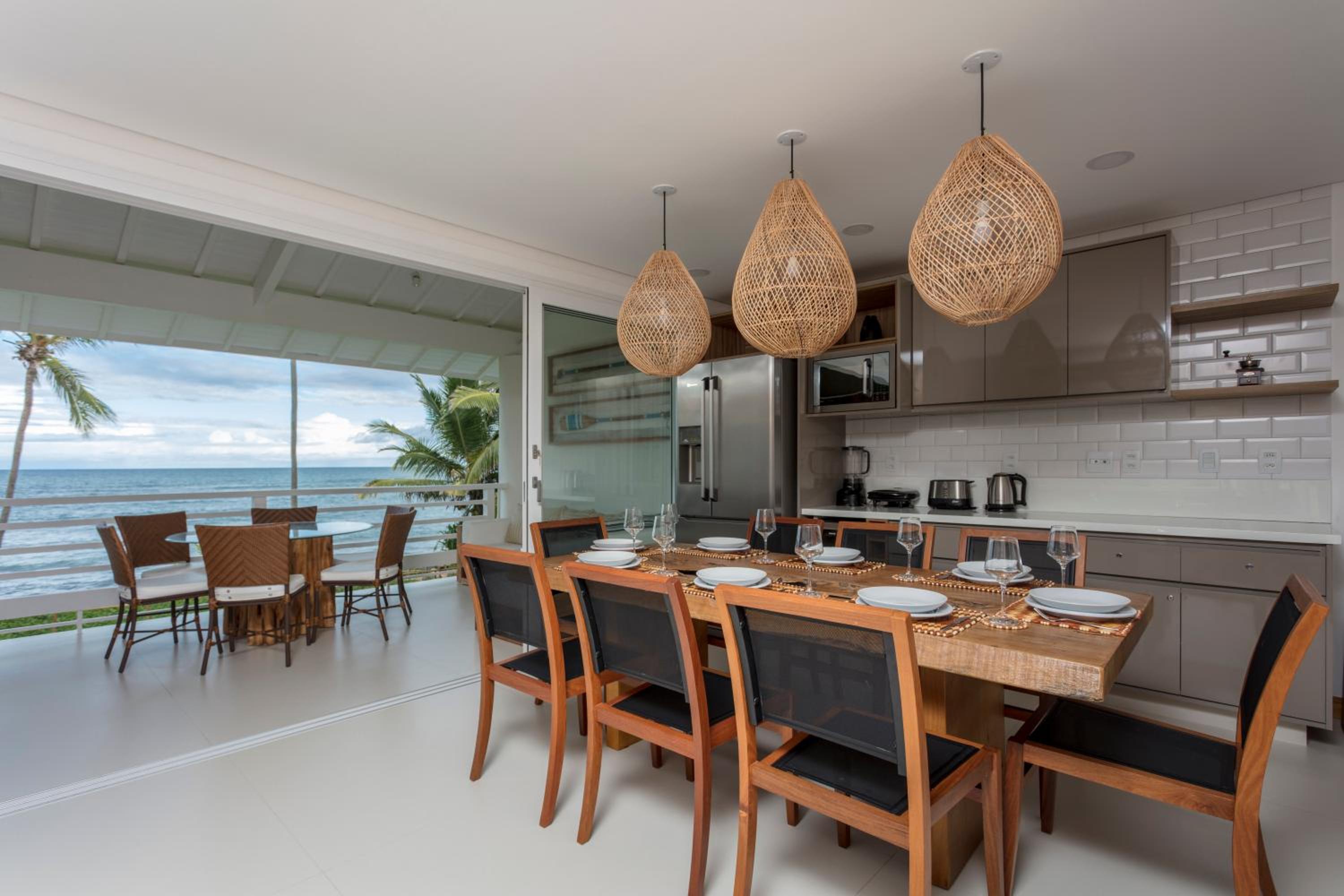 Apartamento Luxuoso à Beira-mar em Praia do Forte