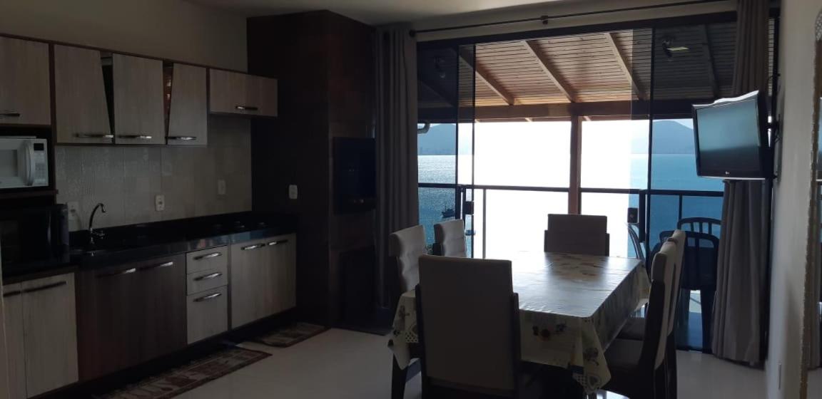 Marques Home