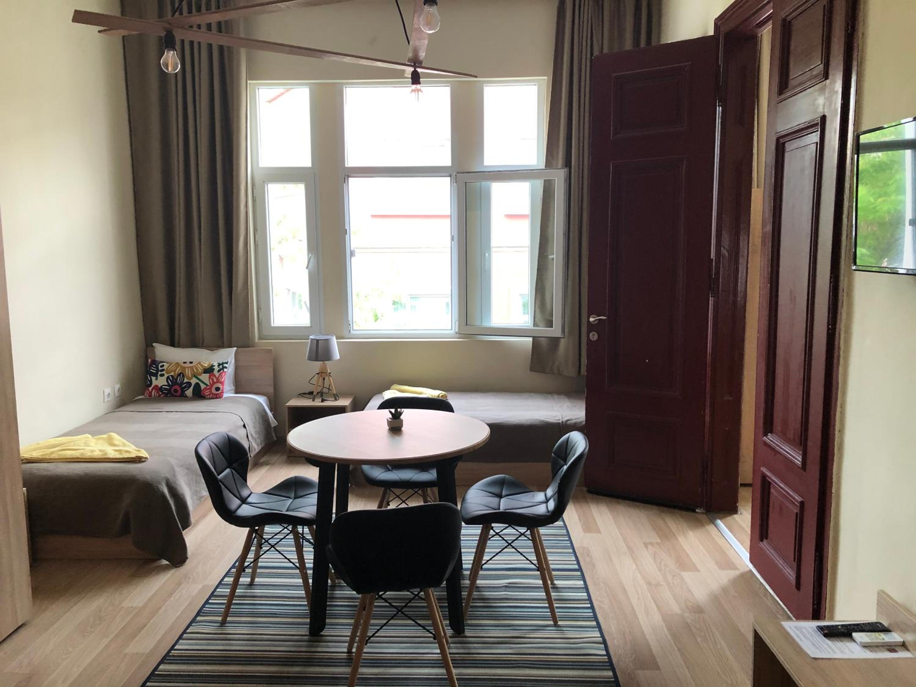 SKYLER GUEST HOUSE