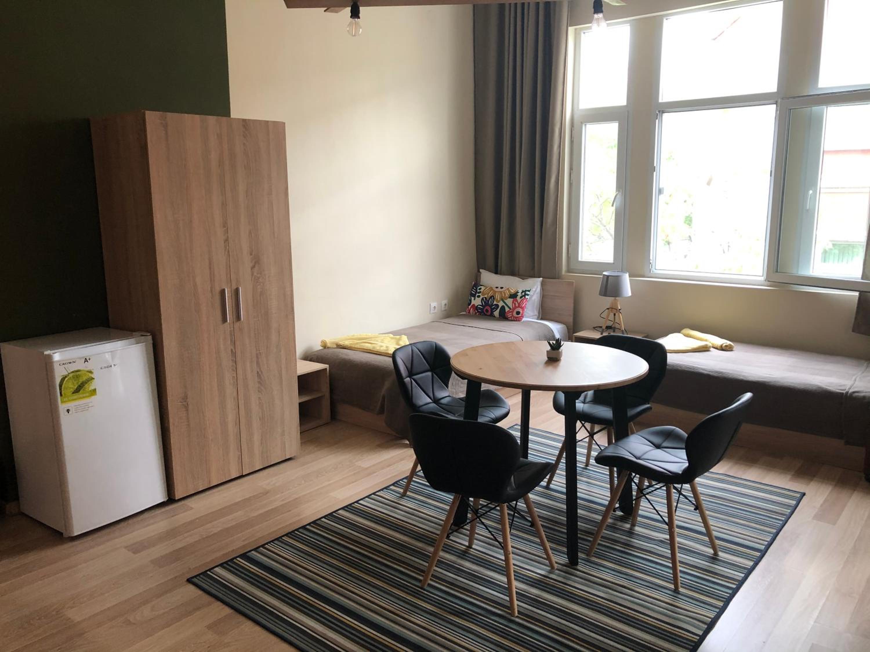 SKYLER GUEST HOUSE