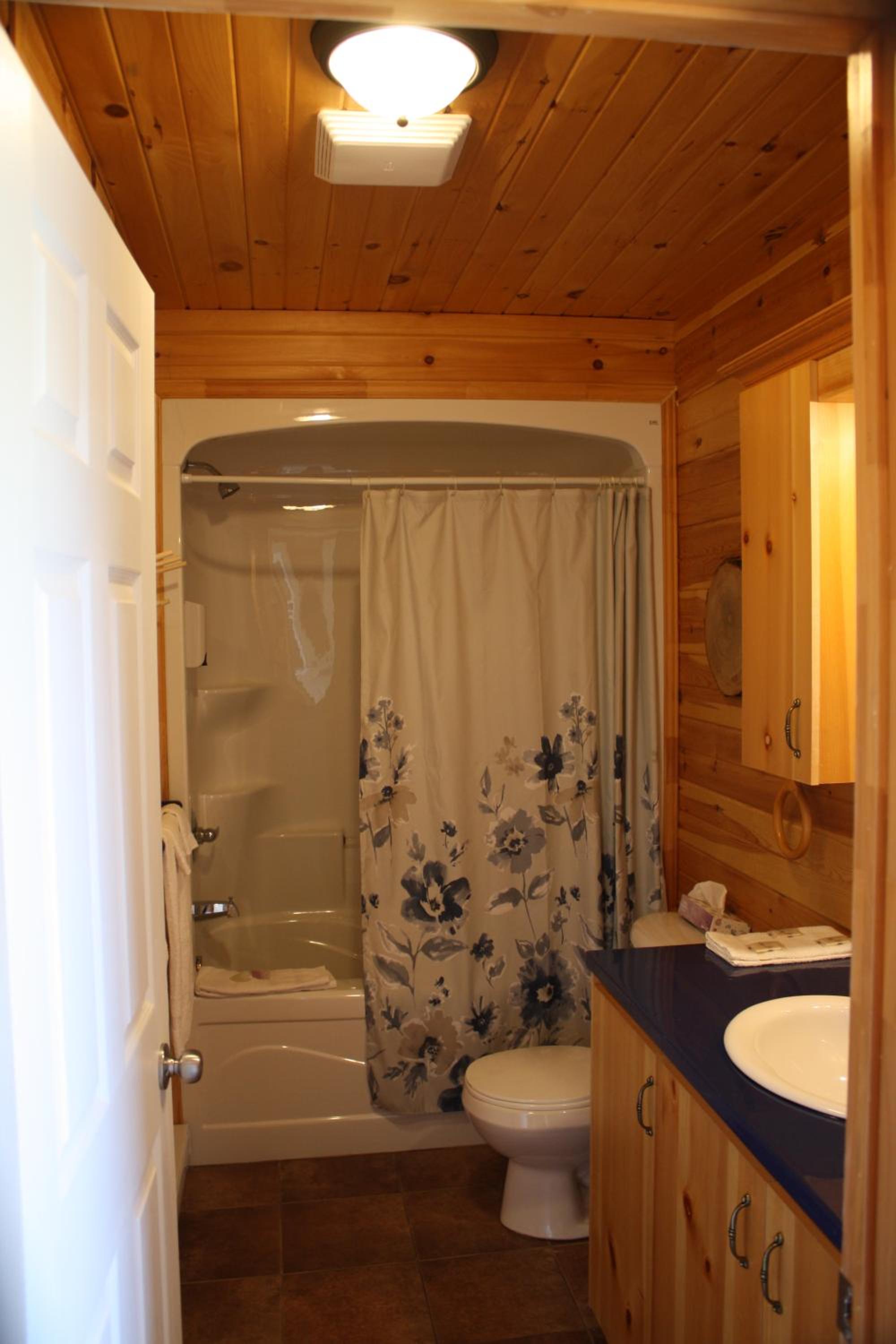 Chalets et Spa Lac Saint-Jean