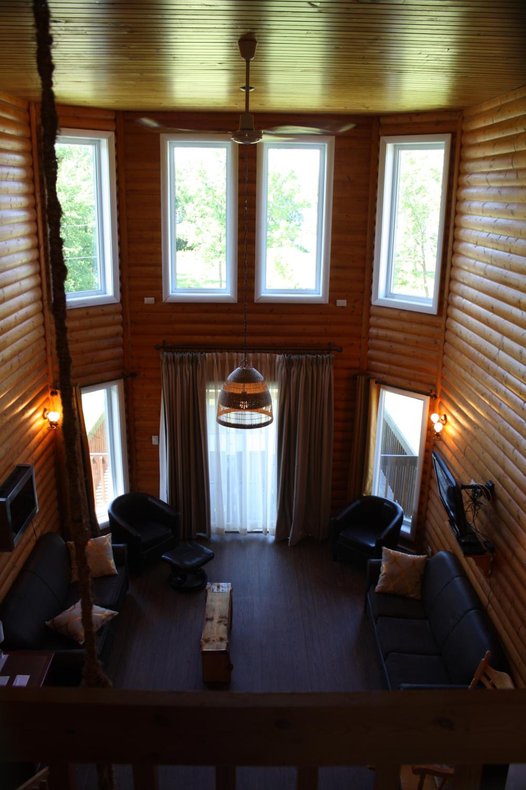 Chalets et Spa Lac Saint-Jean