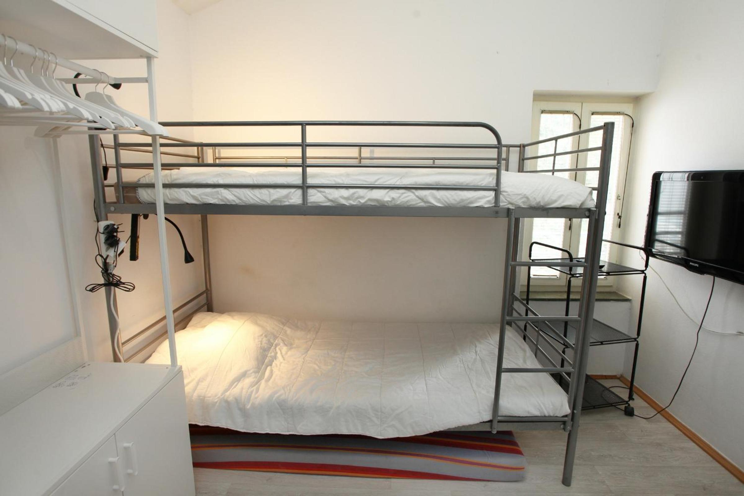 Photo 8