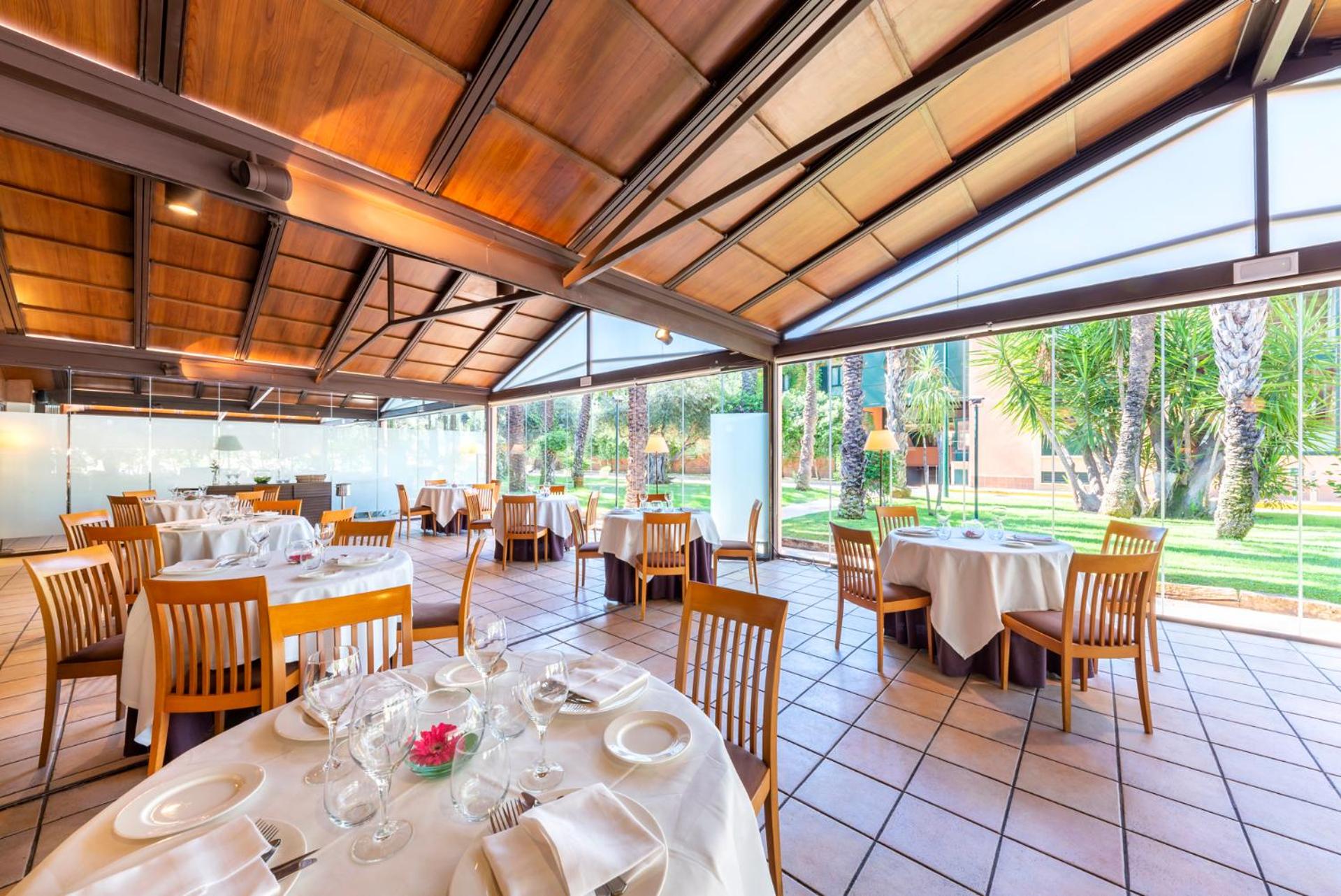 Elche Vacations - Jardin Milenio - Property Image 4