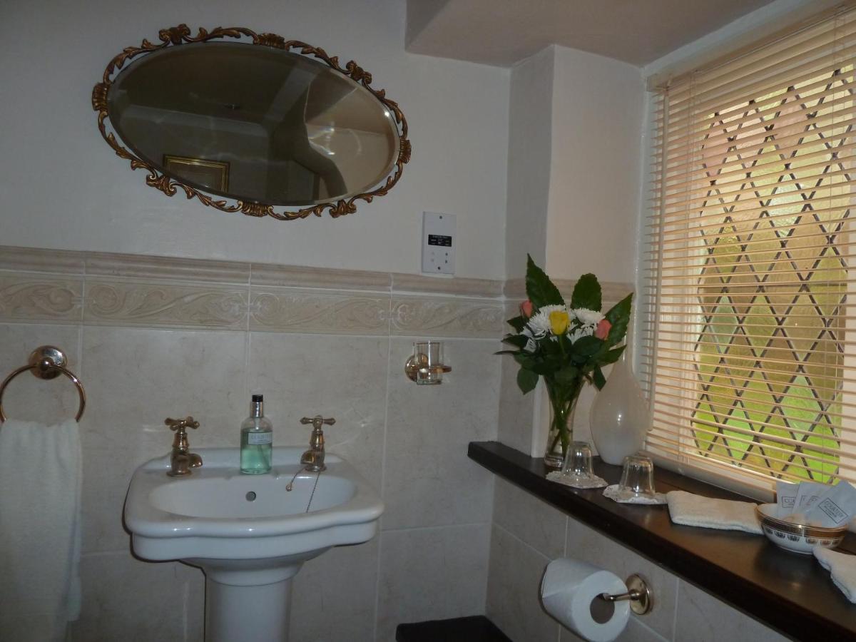 Queen Anne House view 3