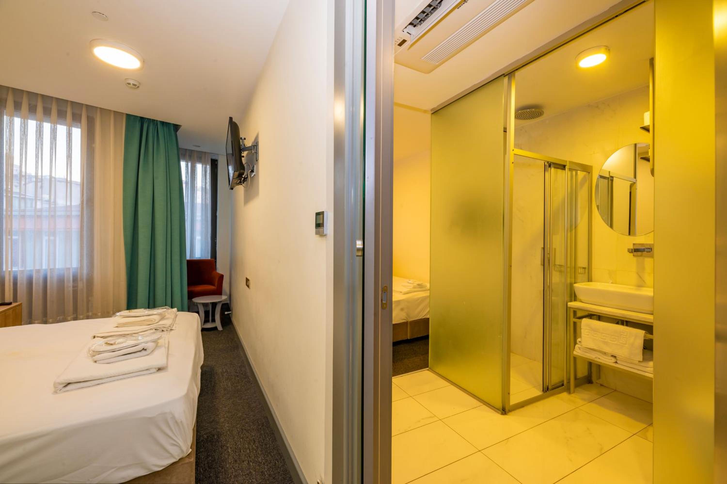V Plus Taksim Otel - Image 15