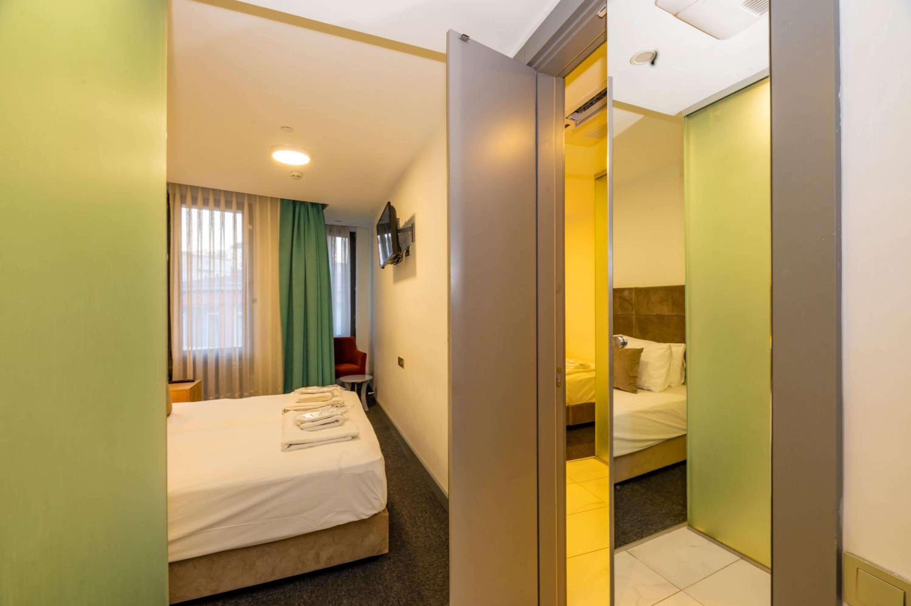 V Plus Taksim Otel - Image 14