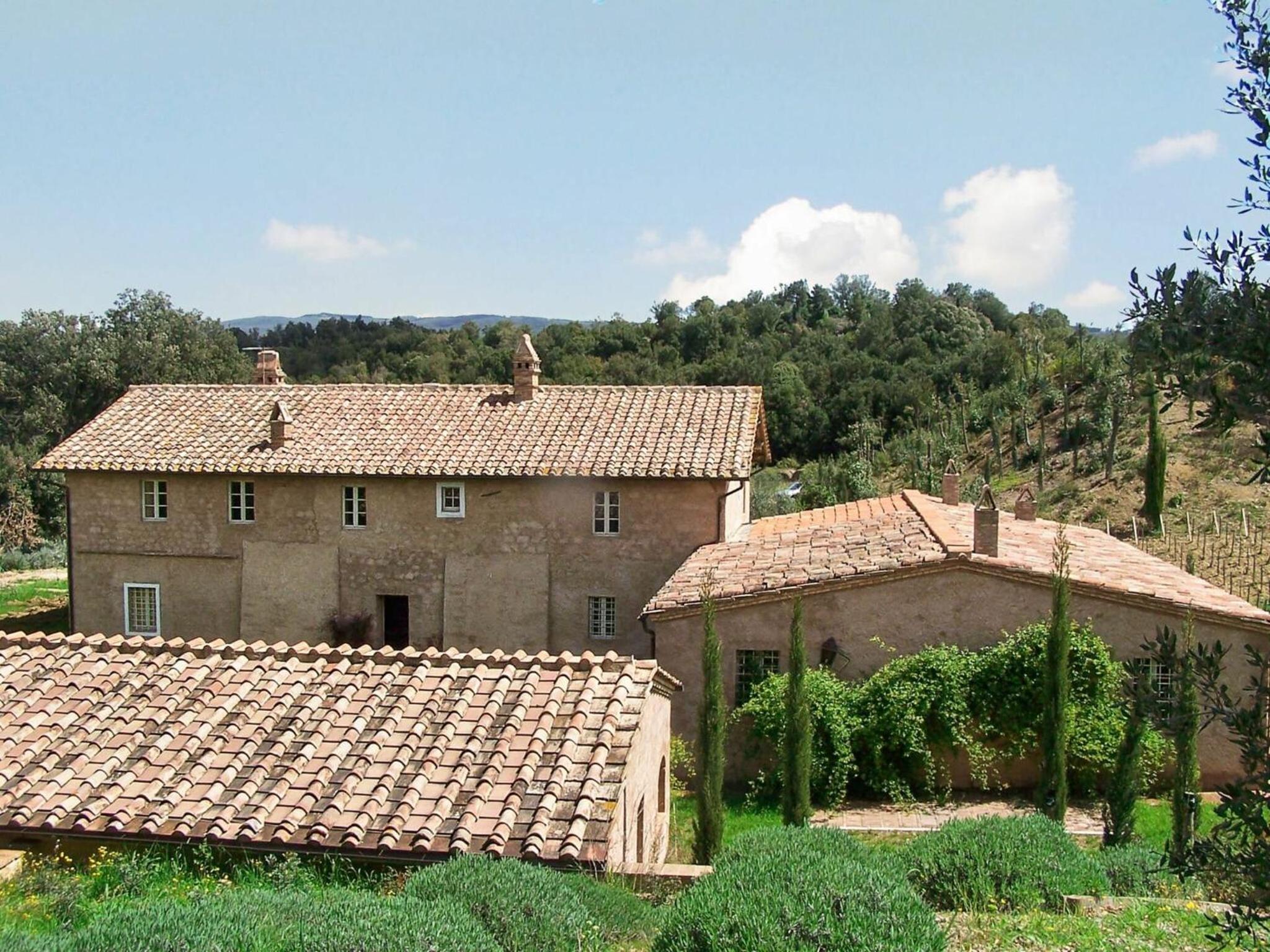 Lavacchio 12 by Salogi Villas view 4