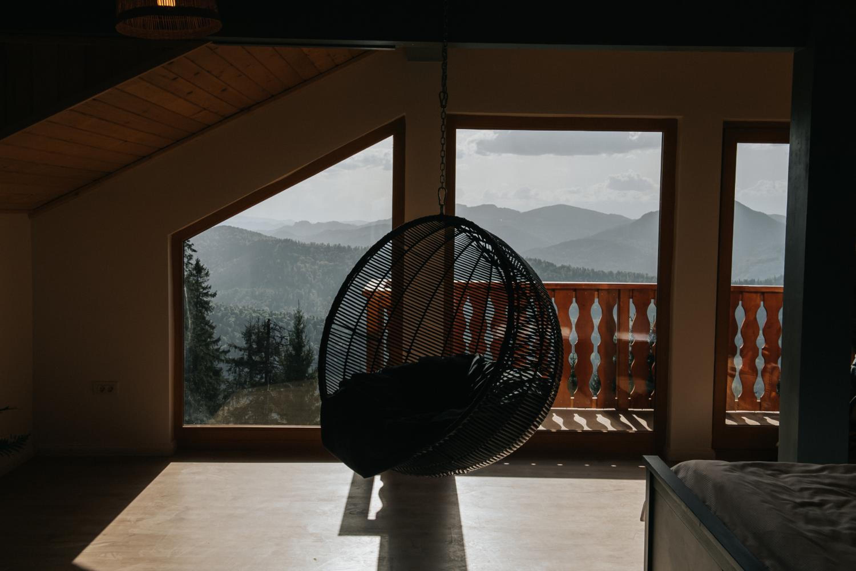 Cabana Fantanele view 3