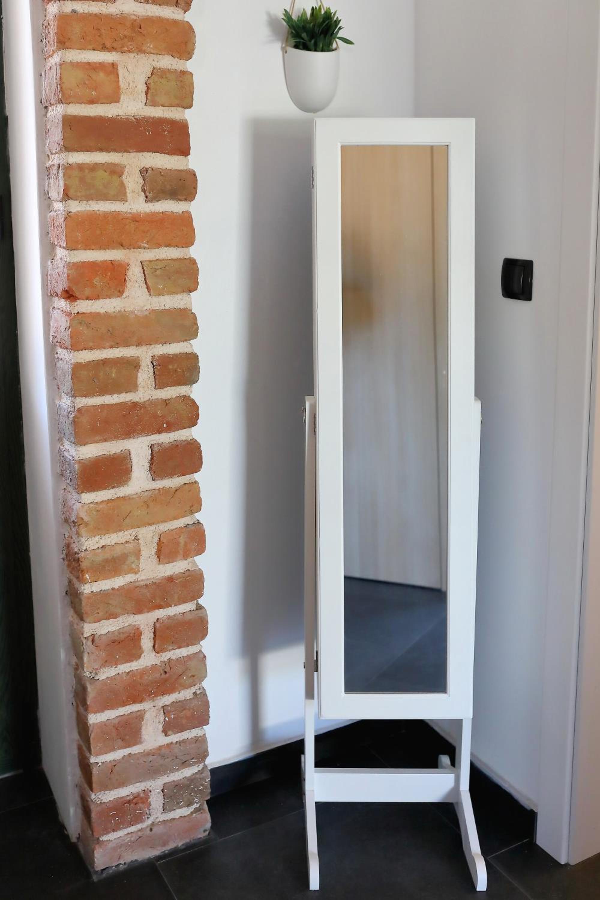 Photo 37