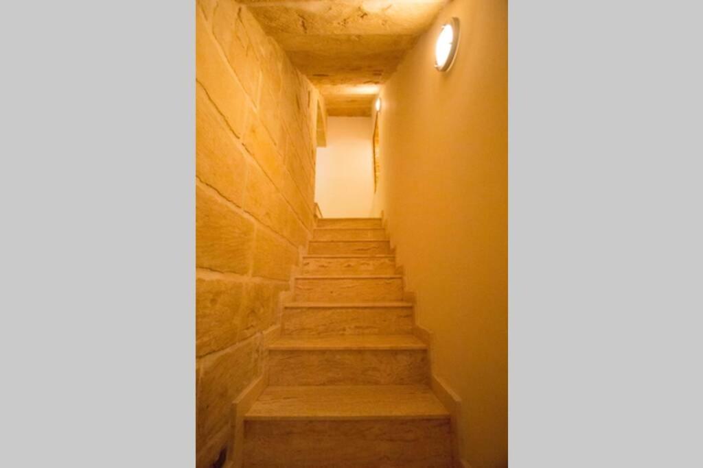 Valletta-Central duplex maisonette view 2