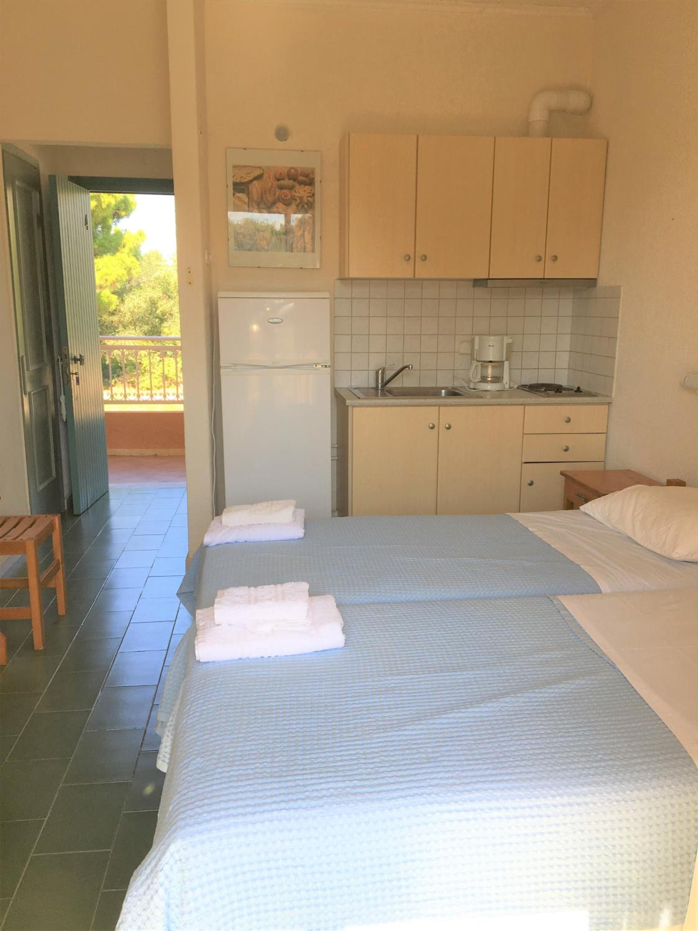 Galini Studios and Apartments
