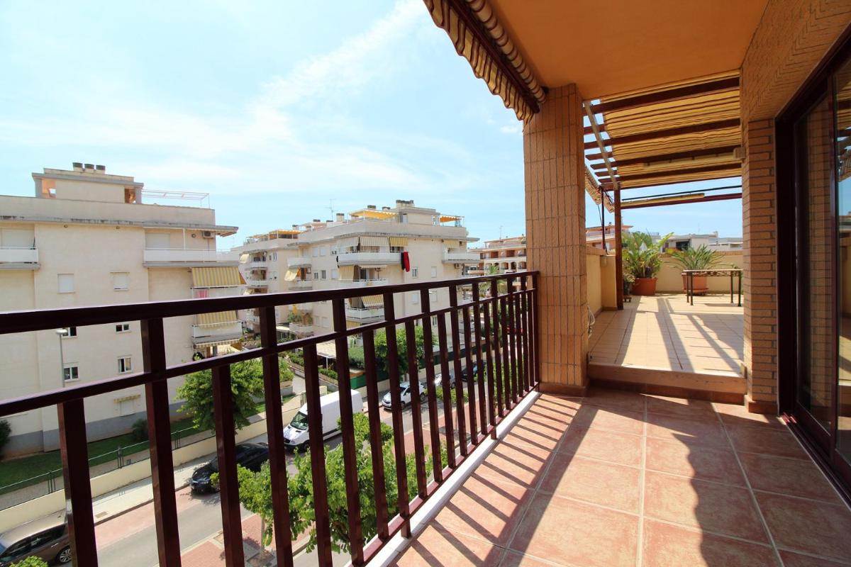 Global Properties, Ático con vistas en la playa de Canet view 2