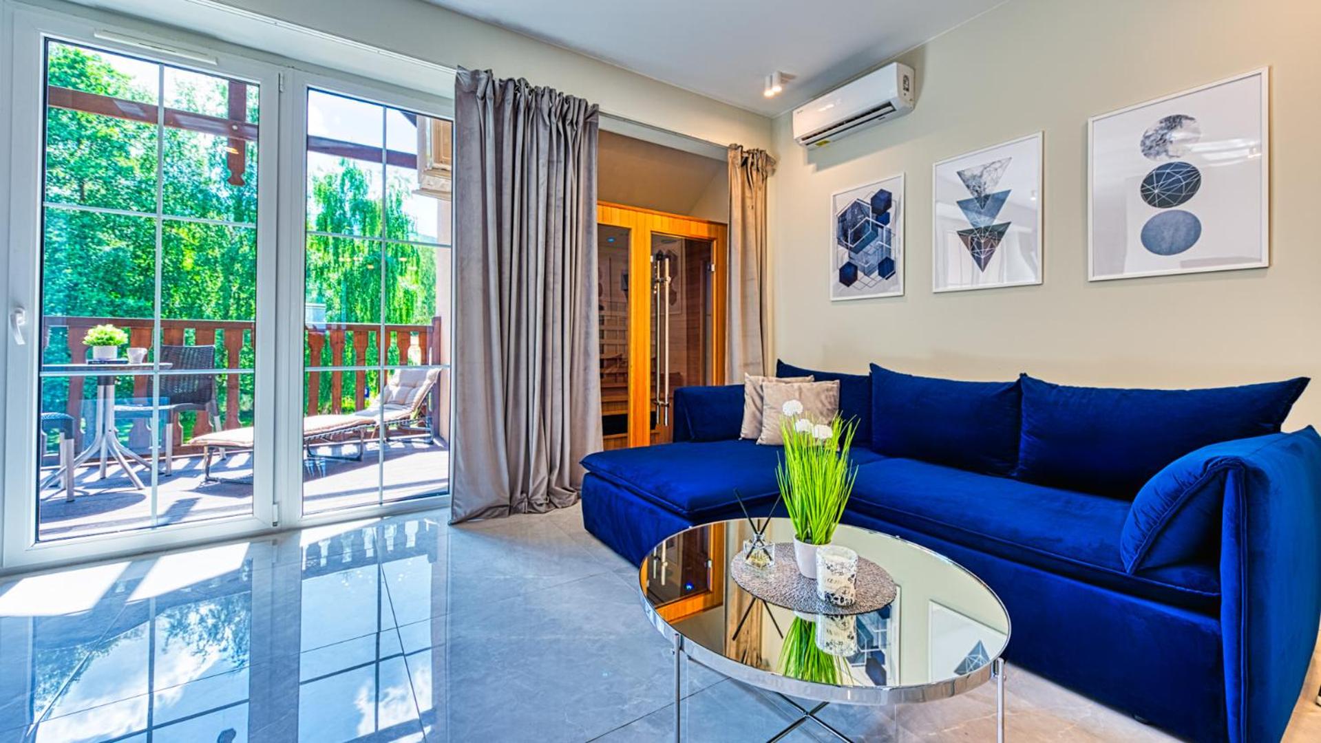 Apartamenty Centrum - Wyszyńskiego 9 by Royal Aparts view 3
