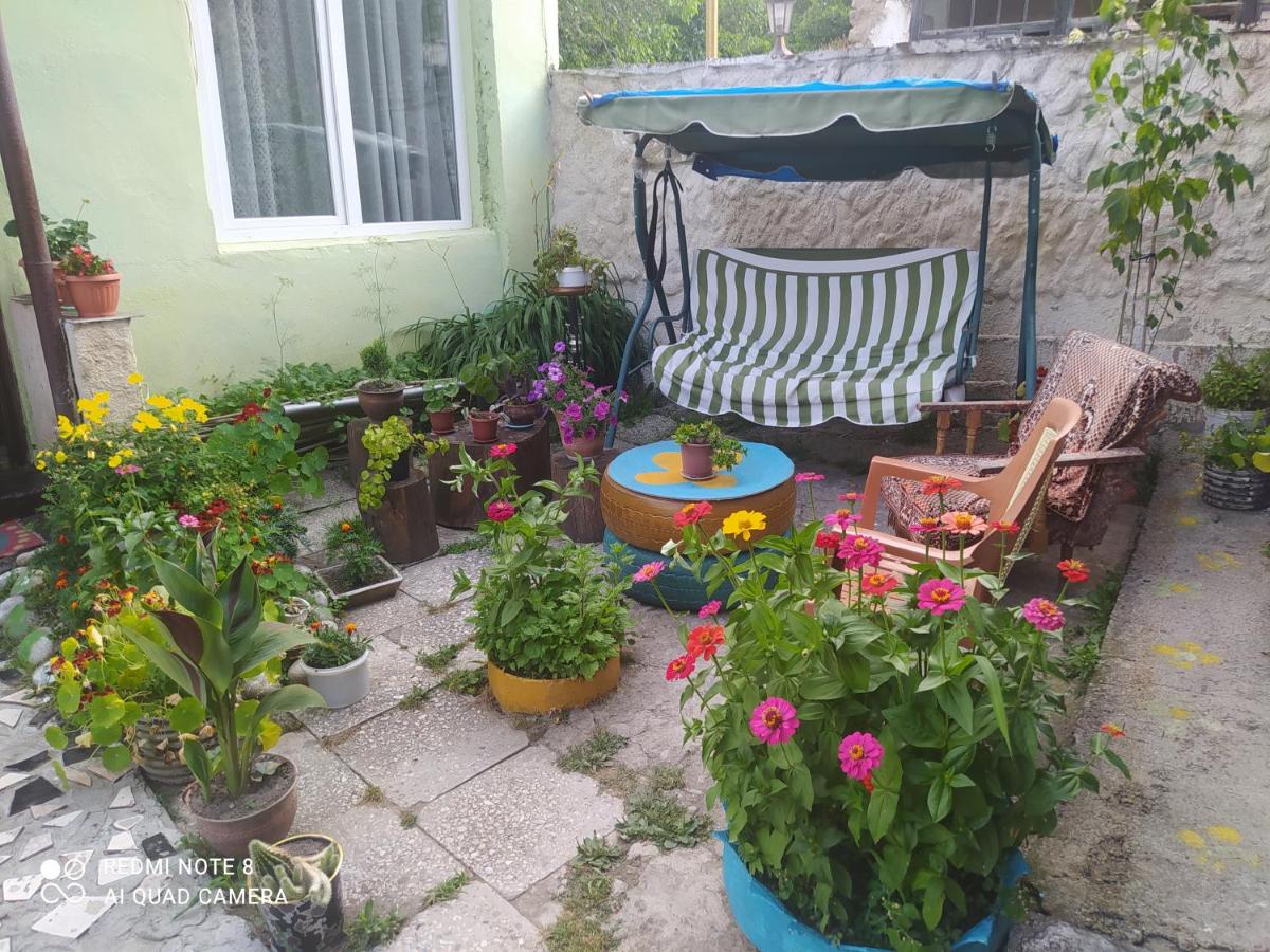 Guest House Latali view 5