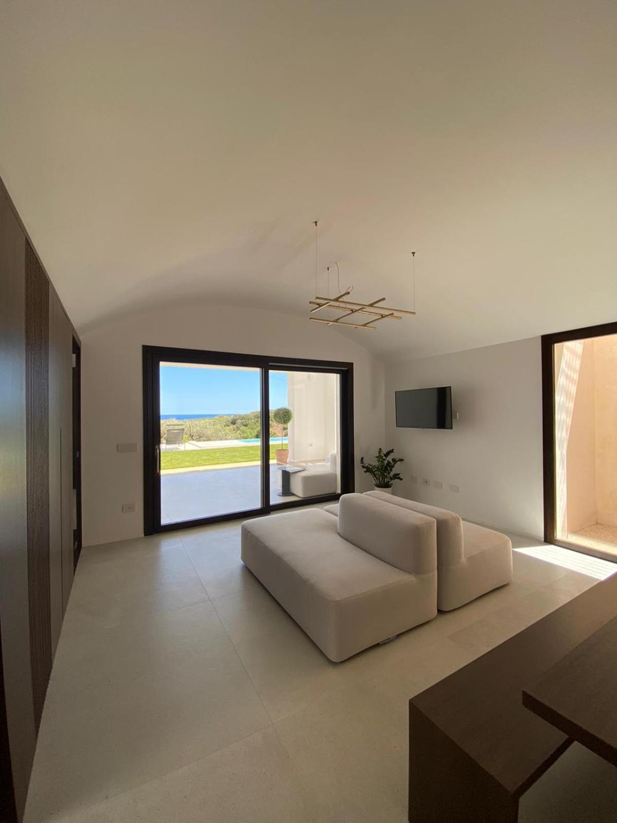 Domo La Vela view 3