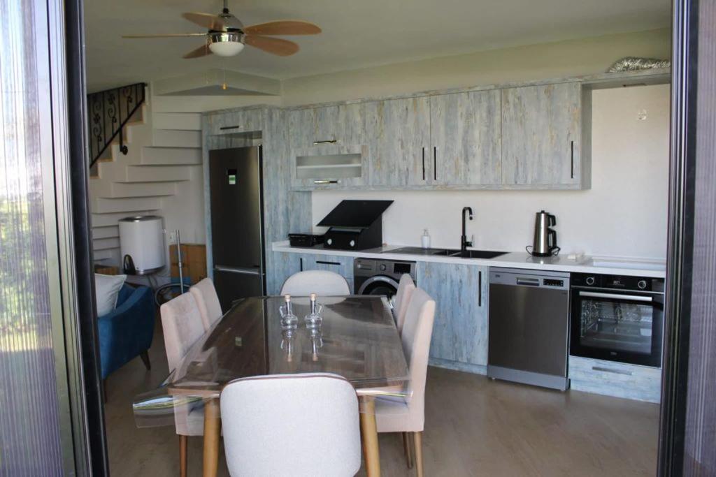 Riverside villas view 5
