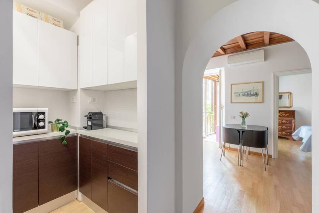iFlat Via del Corso Elegant Apartment