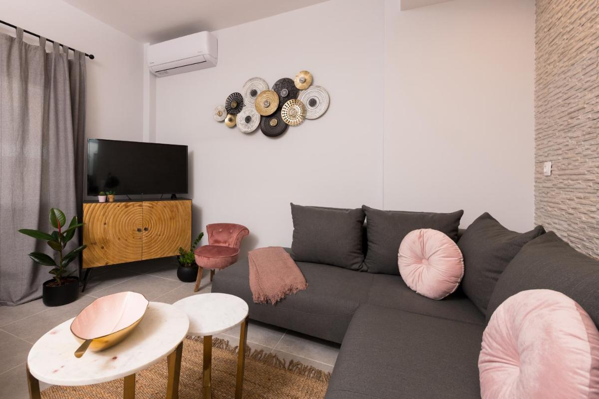 Iliana & Sarra Apartment 1 photo 2