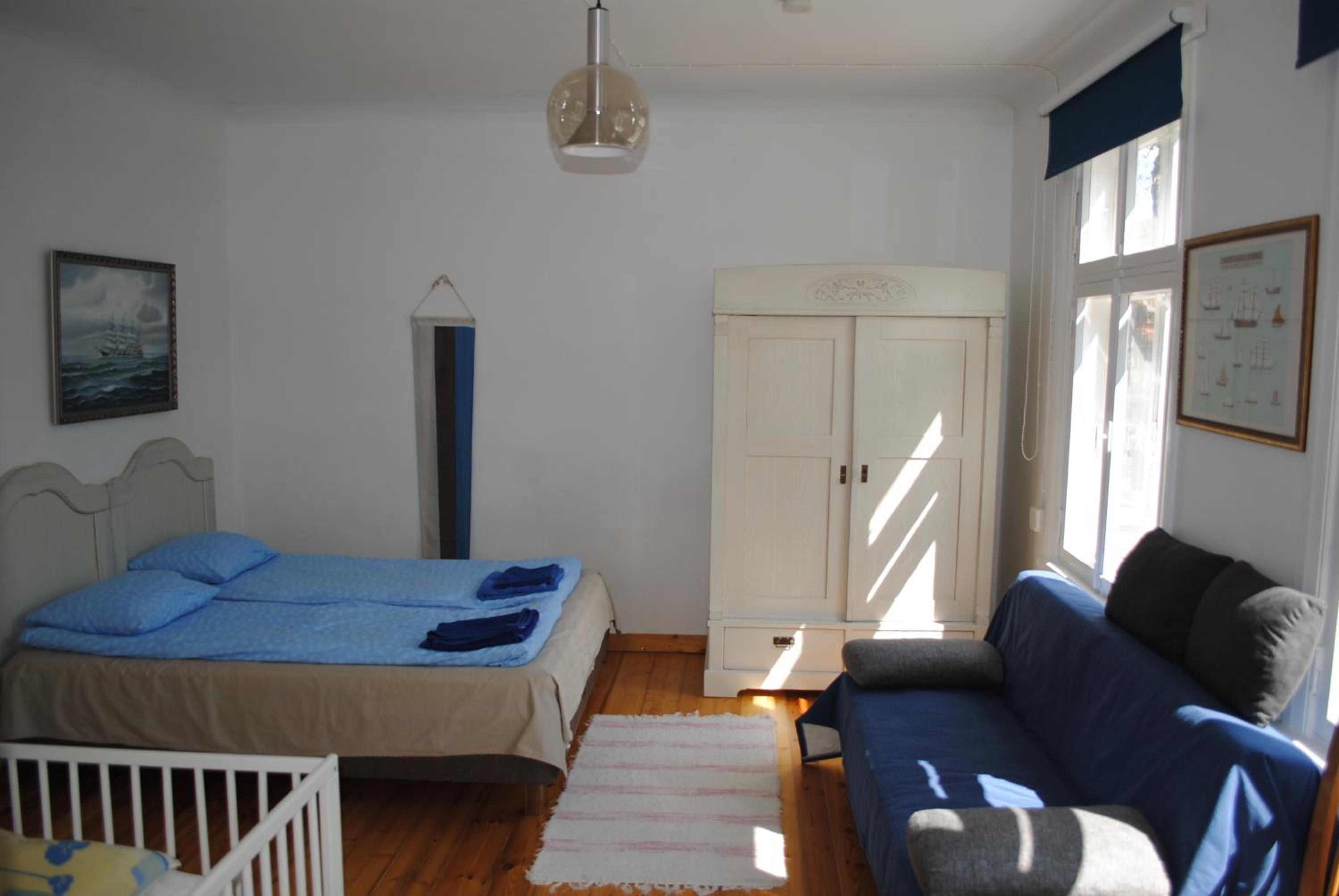 Aadelheide Family Apartments
