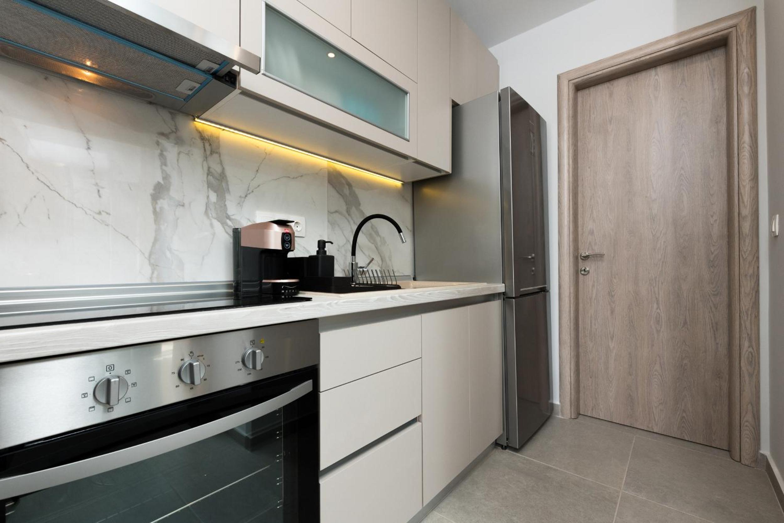 Iliana & Sarra Apartment 2 view 4
