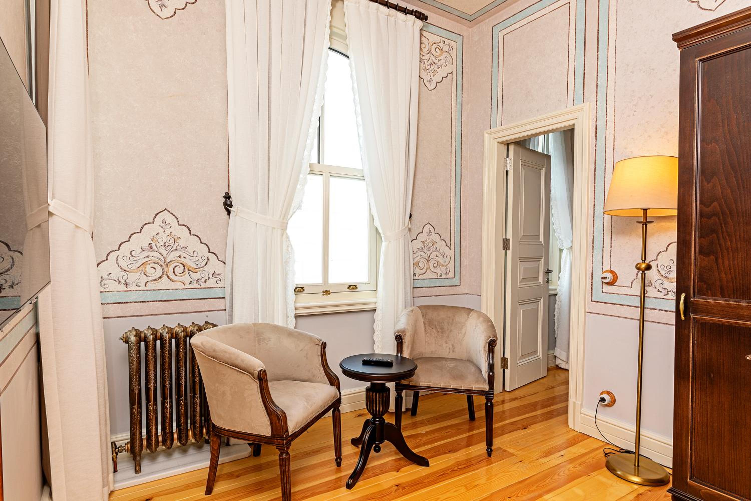 Meroddi Barnathan Hotel - Image 36