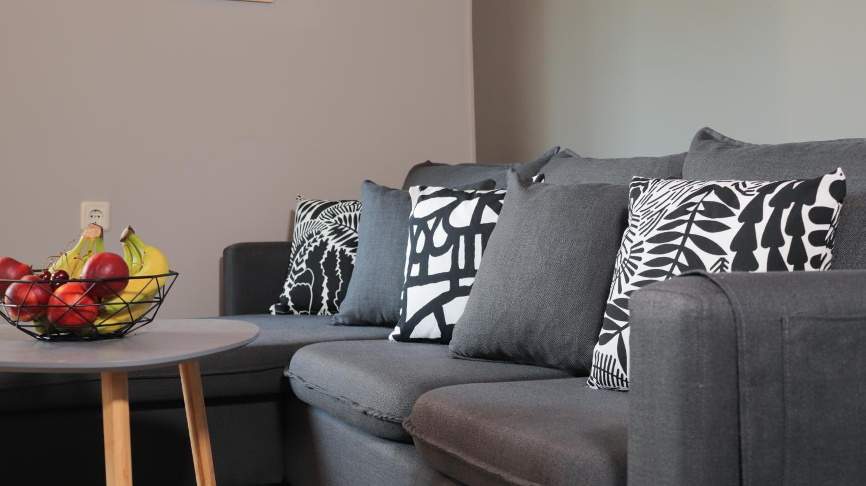 Spitakia-Cozy & Comfy Apartments 10minutes from the airport
