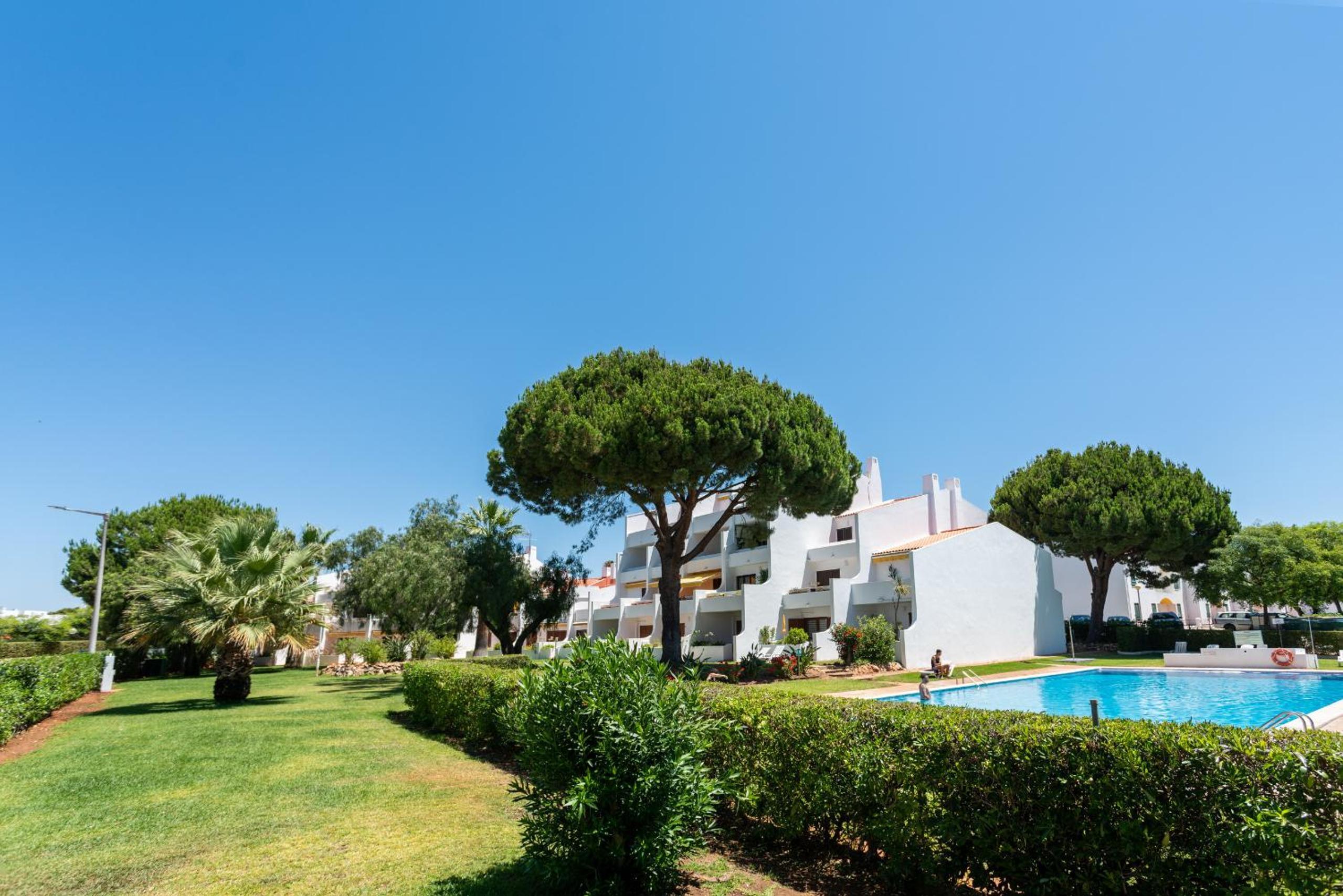 VILAMOURA MARINA C.A. APARTMENTS view 3
