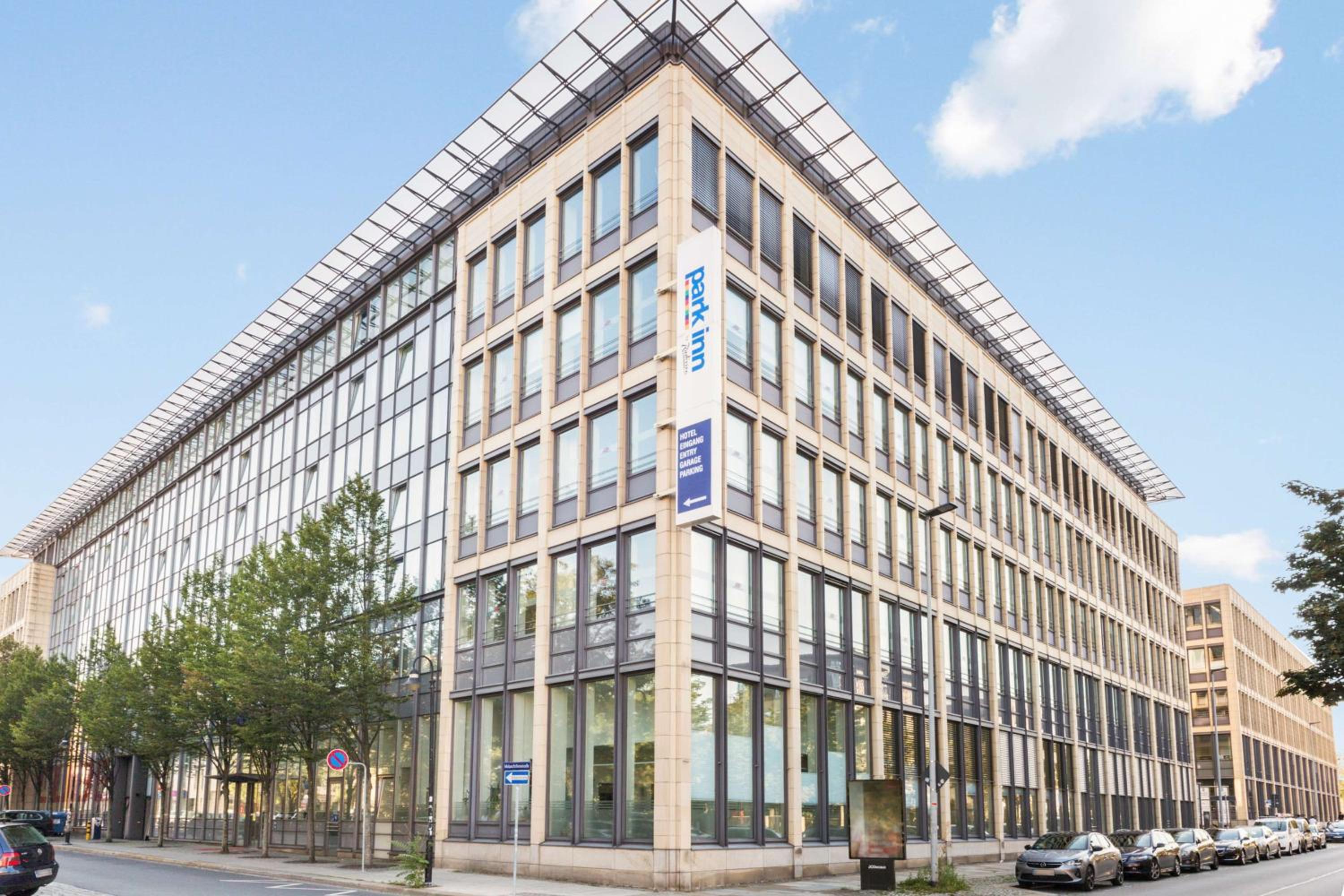 Dresden Vacations - Park Inn by Radisson Dresden - Property Image 22