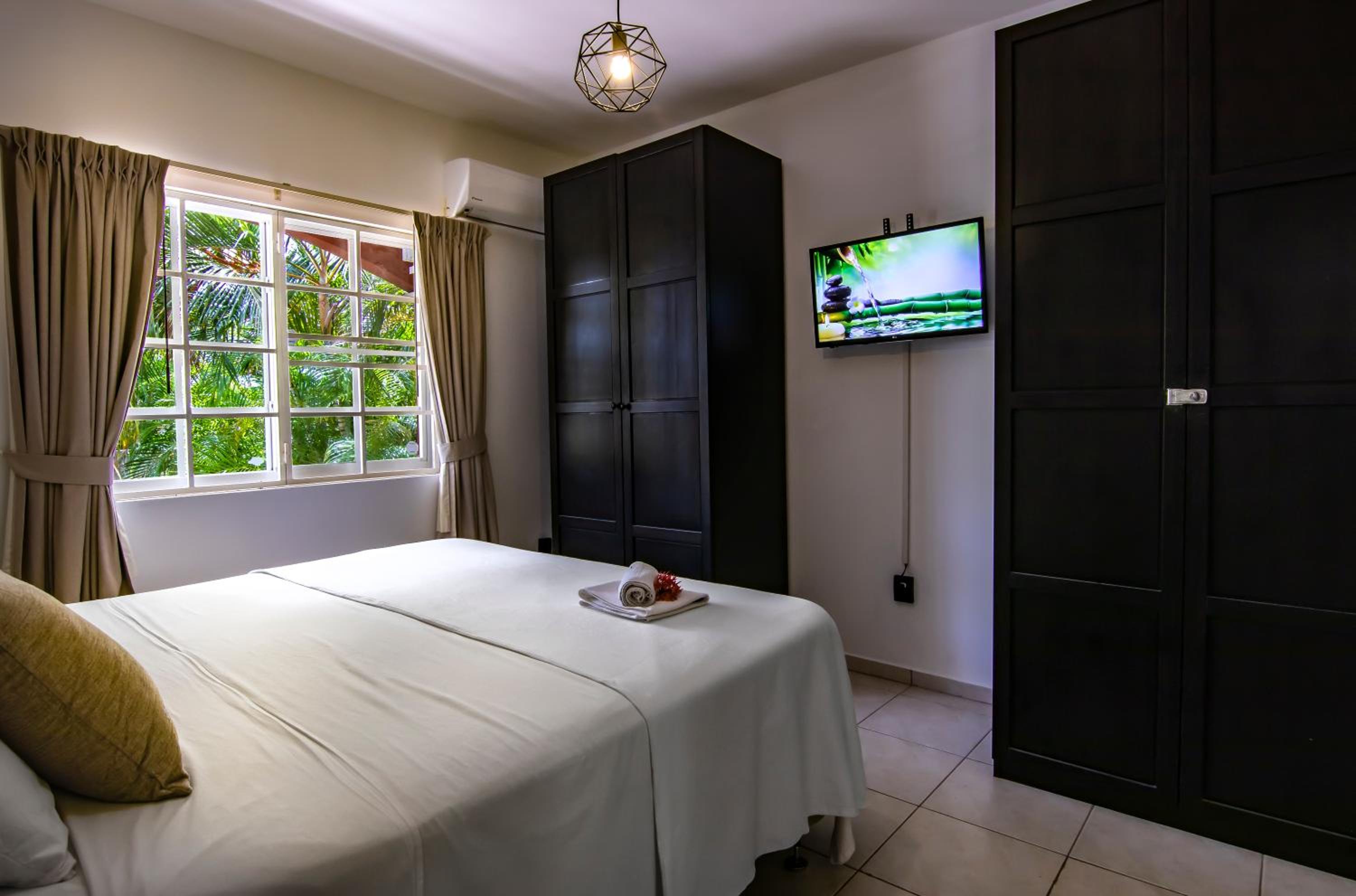 Chico's Seru Hulanda Resort